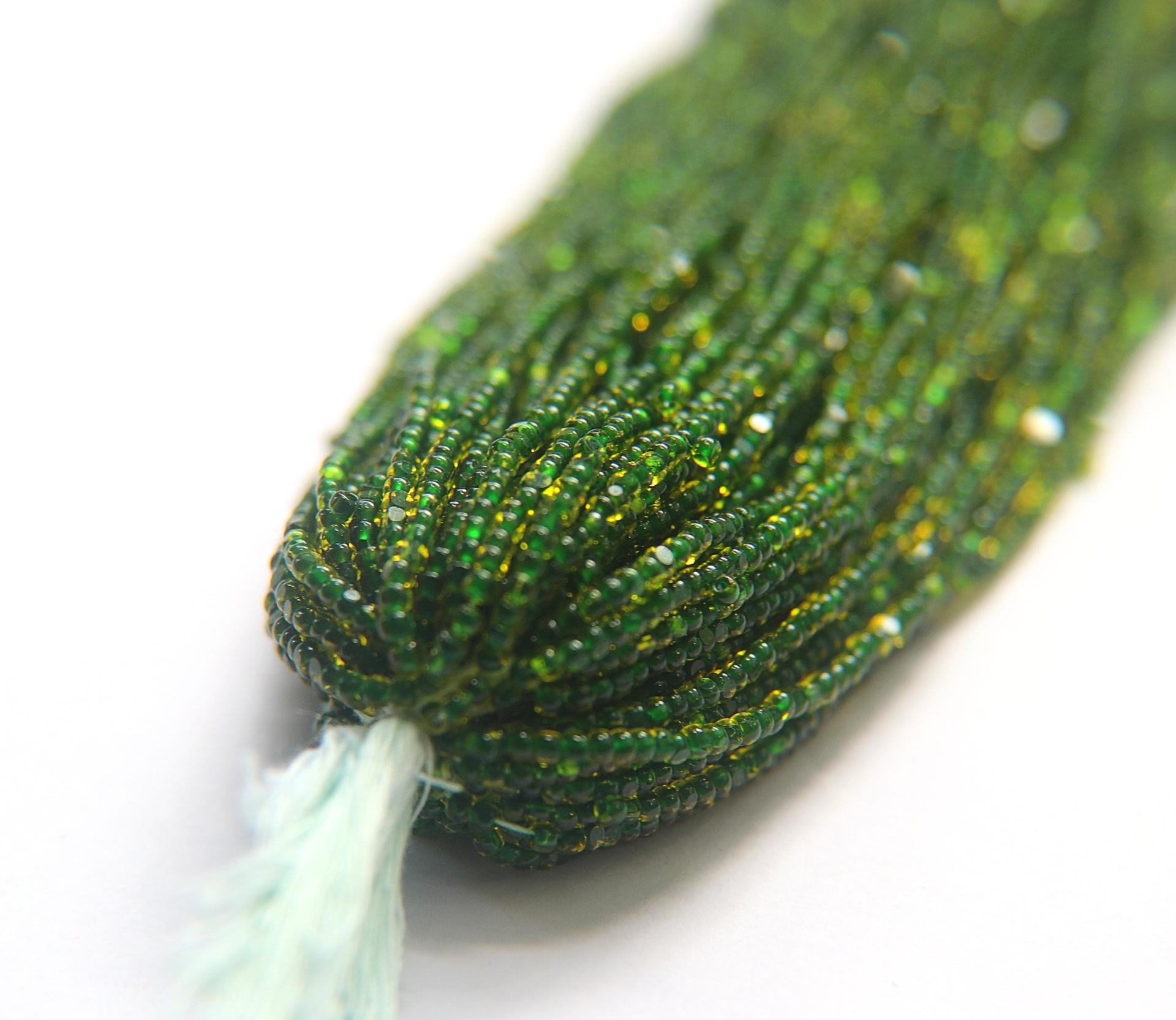 11/0 Hanks Charlotte Cut Beads Yellow Green Lined 1/5/25/50/100 Hanks 2.0mm jewellery NATIVE rare glass beads, jewelry supply,