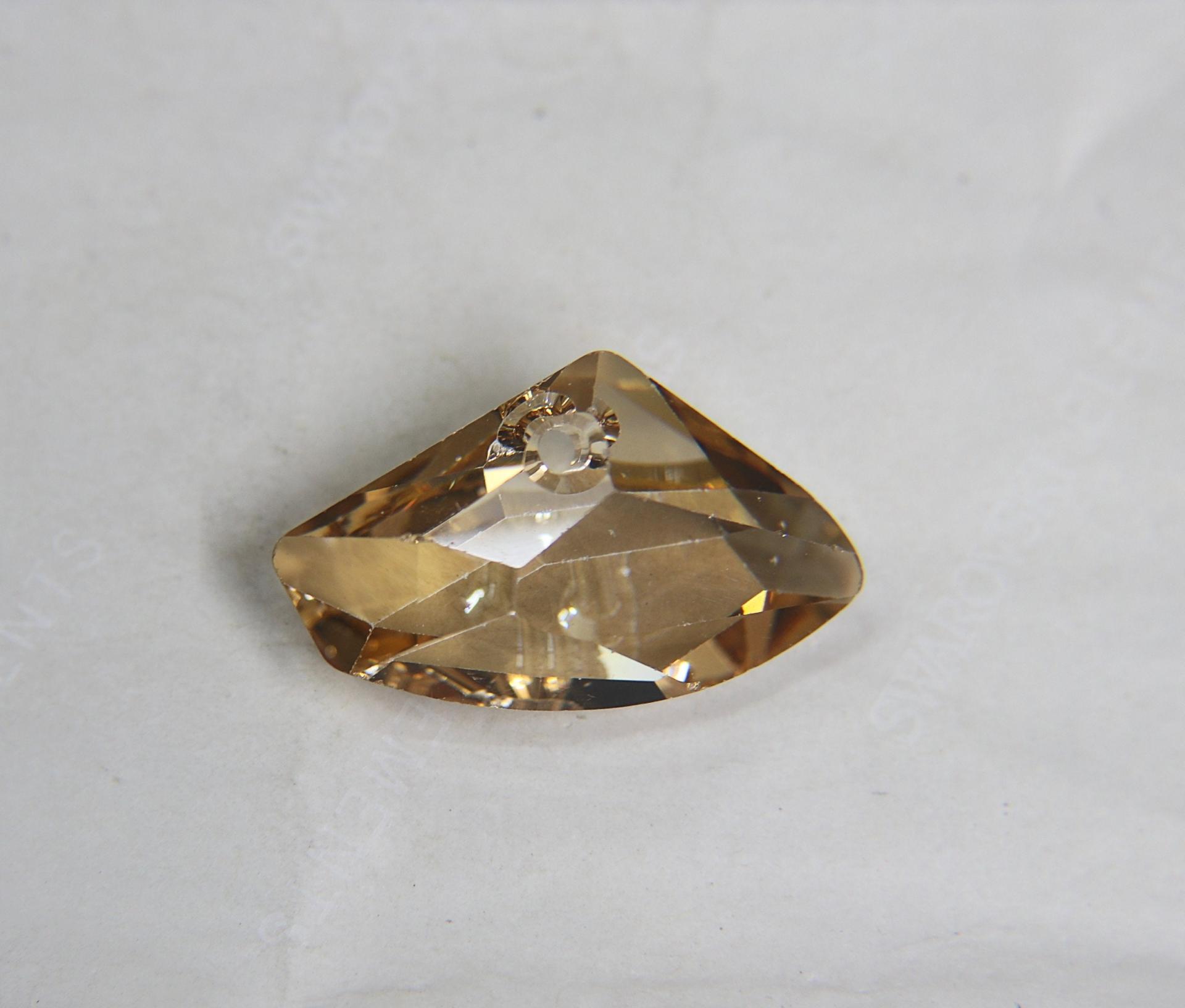 Swarovski Crystal 23.5 x 39mm Galactic Horizontal Pendant 6657 Crystal drops 1 Piece vintage findings, jewelry making