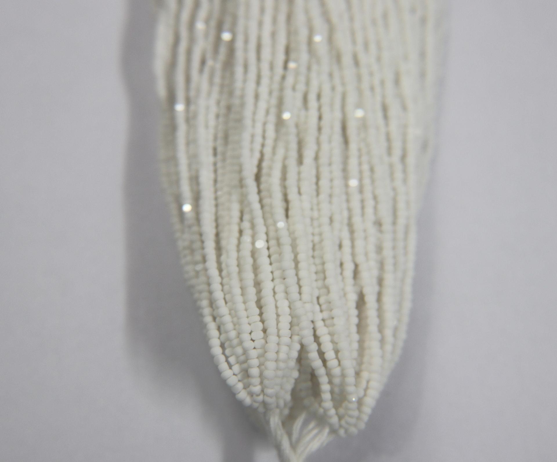 11/0 Hanks Charlotte Cut Beads Matt Chalk White 1/5/25/50/100 Hanks 2.0mm jewellery rare glass beads, jewelry supply, findings, craft supply