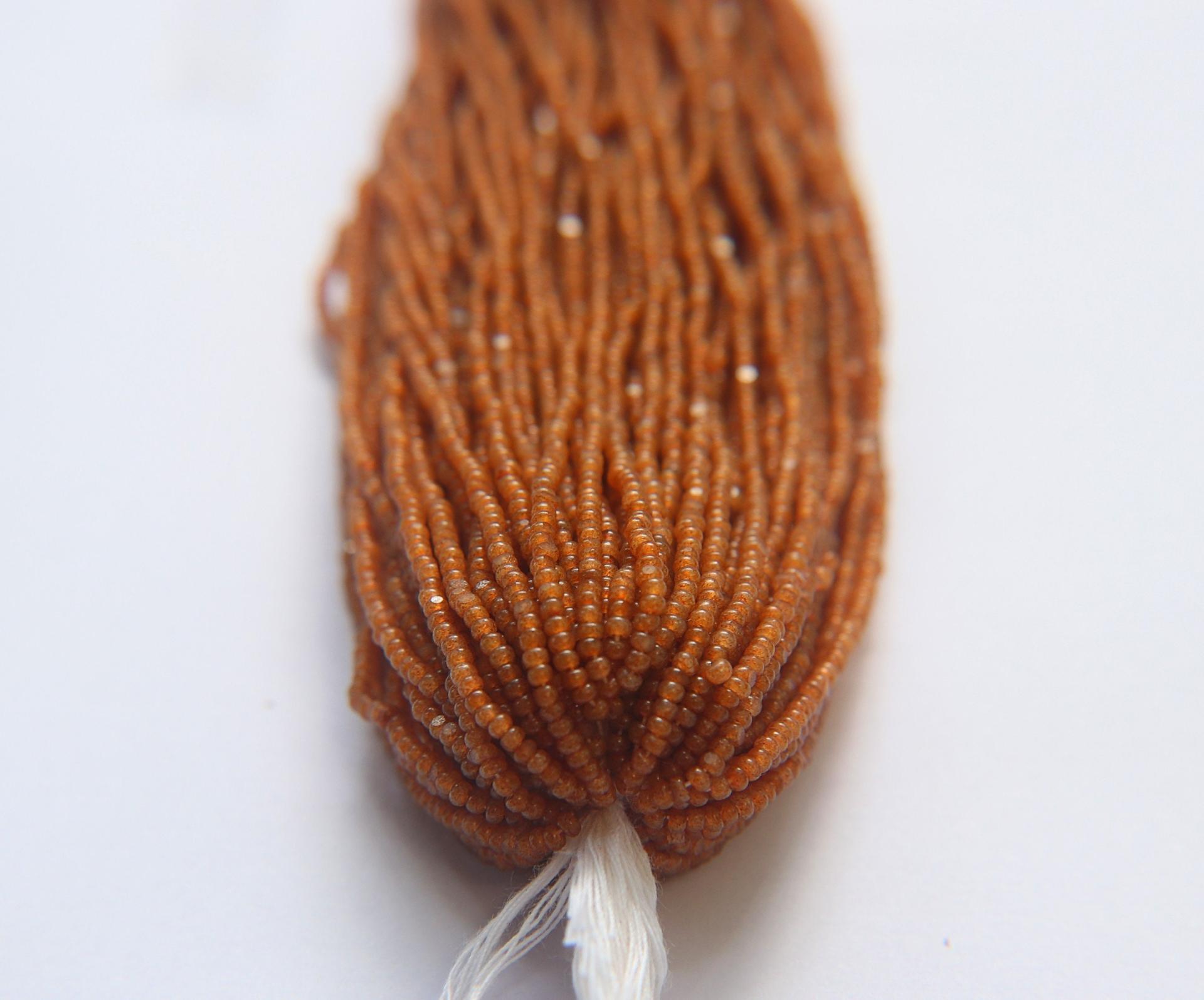 11/0 Hanks Charlotte Cut Beads Light Smoked Topaz Opal 1/5/25/50/100 Hanks 2.0mm jewellery rare glass beads, jewelry supply findings