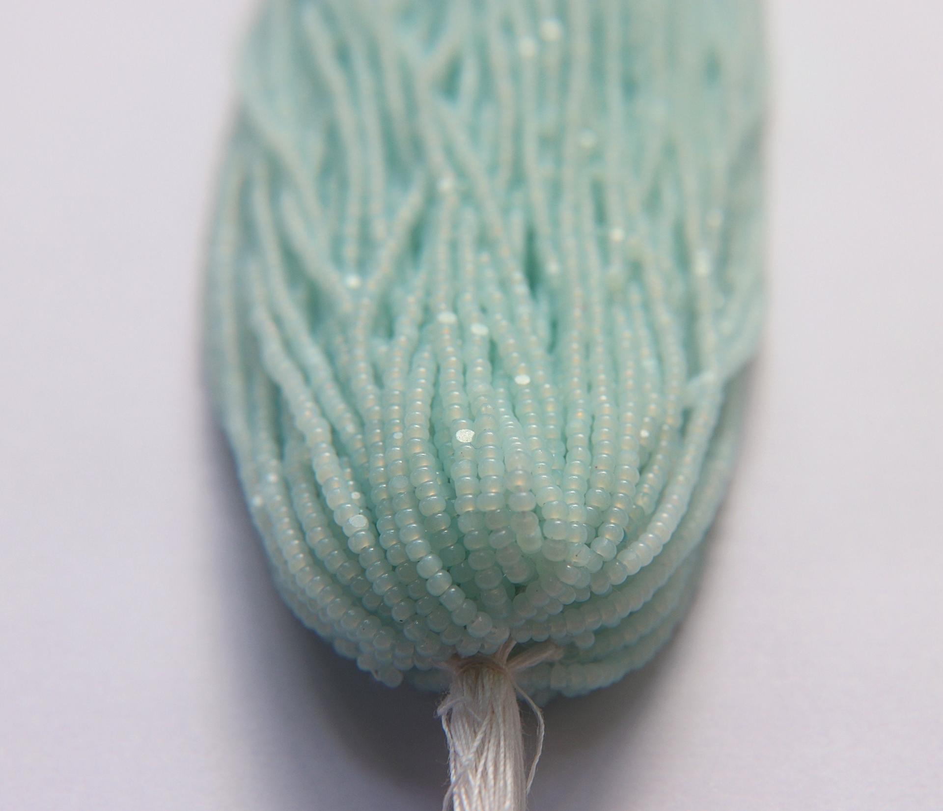 11/0 Hanks Charlotte Cut Beads Light Azore Opal 1/5/25/50/100 Hanks 2.0mm jewellery rare glass beads, jewelry supply, Native supply