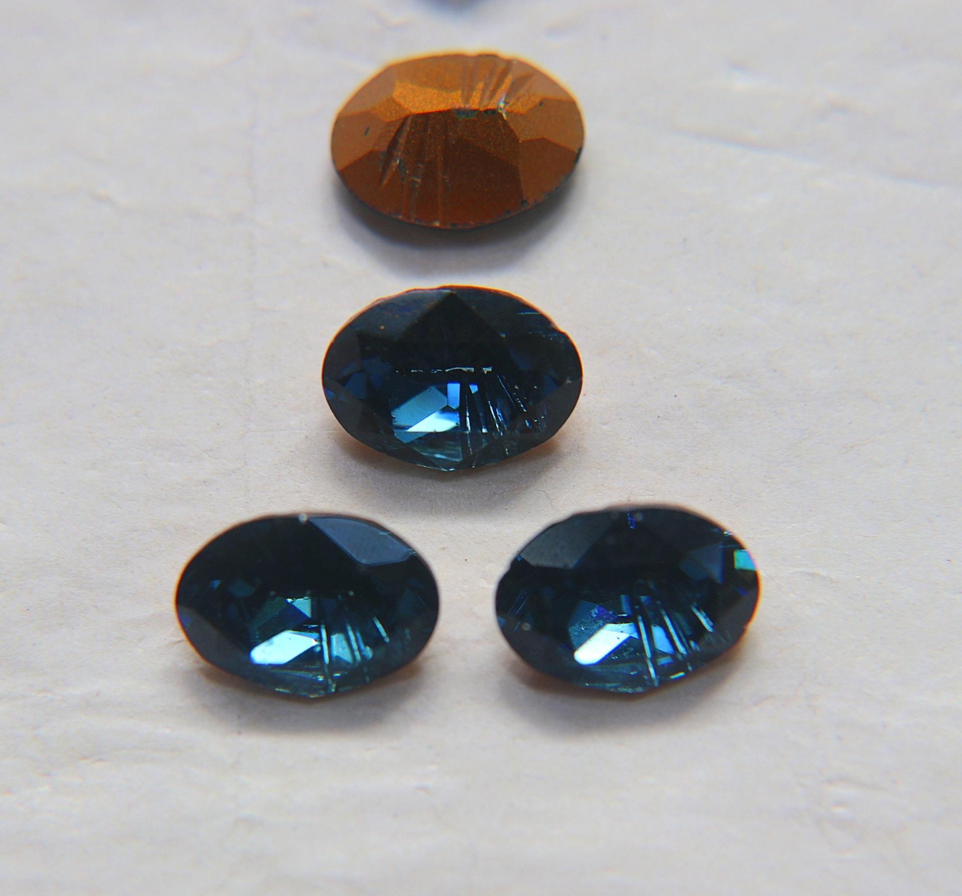 Vintage Swarovski 14x10 mm Crystal Montana (207) Oval Shape Premier Crystal Rhinestones gemstones
