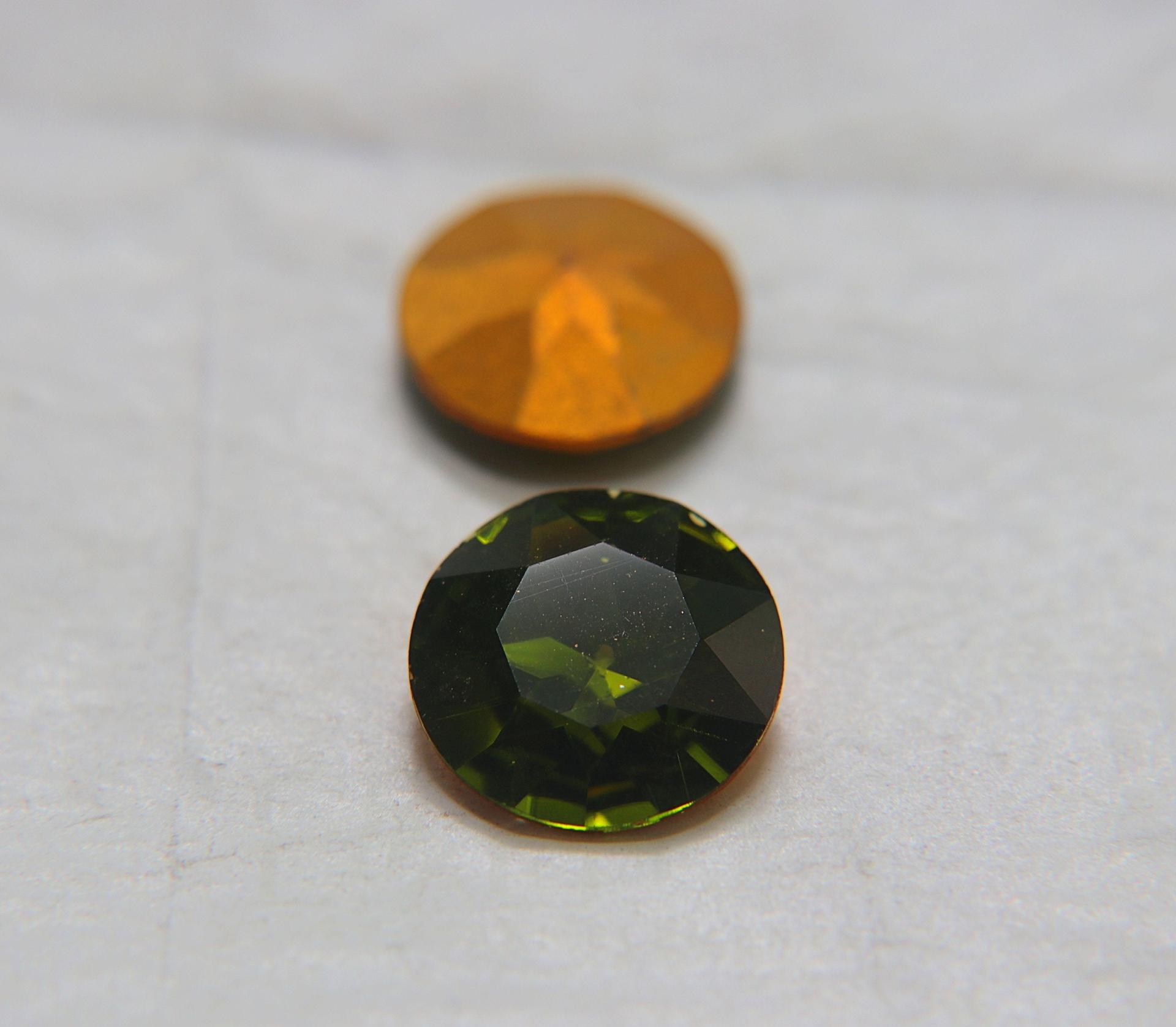 Olivine GF (17mm) Vintage Swarovski 1201 Dentelle fancy Stone Gold Foiled 2/6/24/72 pieces jewlery making stones