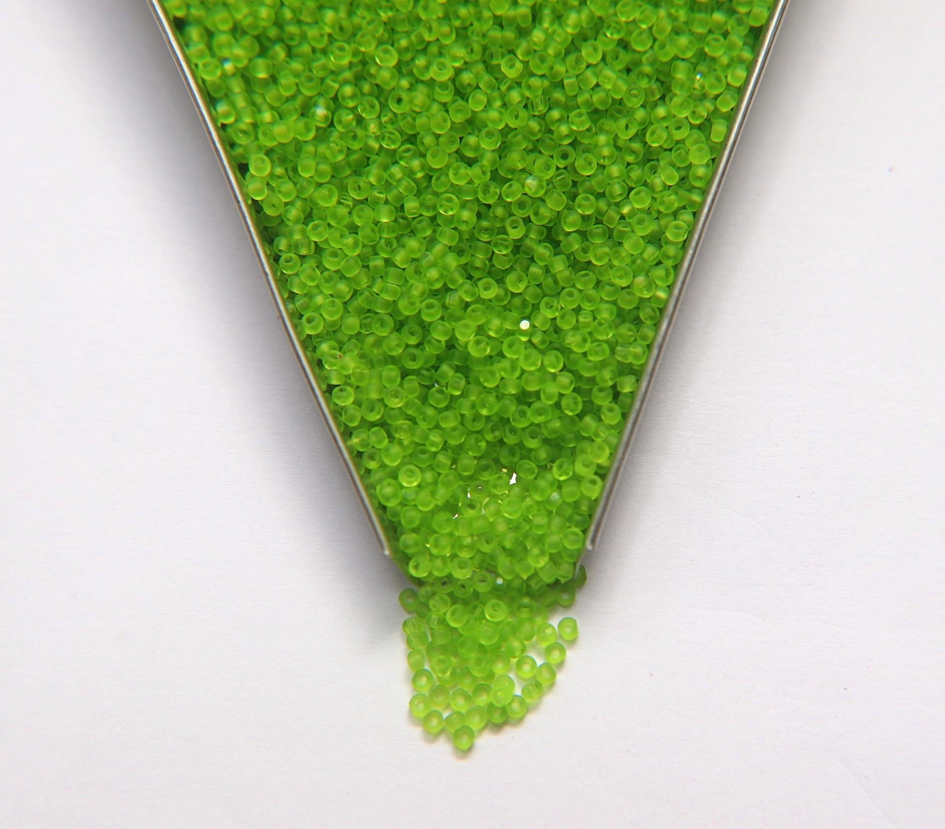 11/0 Charlotte true Cuts Beads MATT Transparent Lime 10/20/50/250/500 Native Beads Supply, Premium Seed Beads