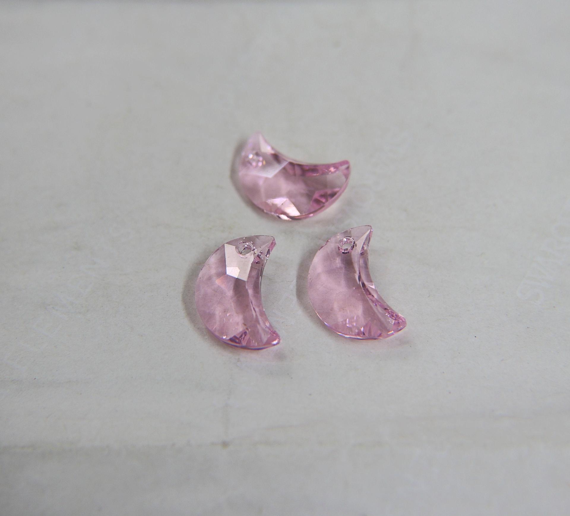 Swarovski® 6722 Crescent Moon Pendant 20mm in Rosaline Fancy Crystal drops 1/2/6 Pieces vintage findings