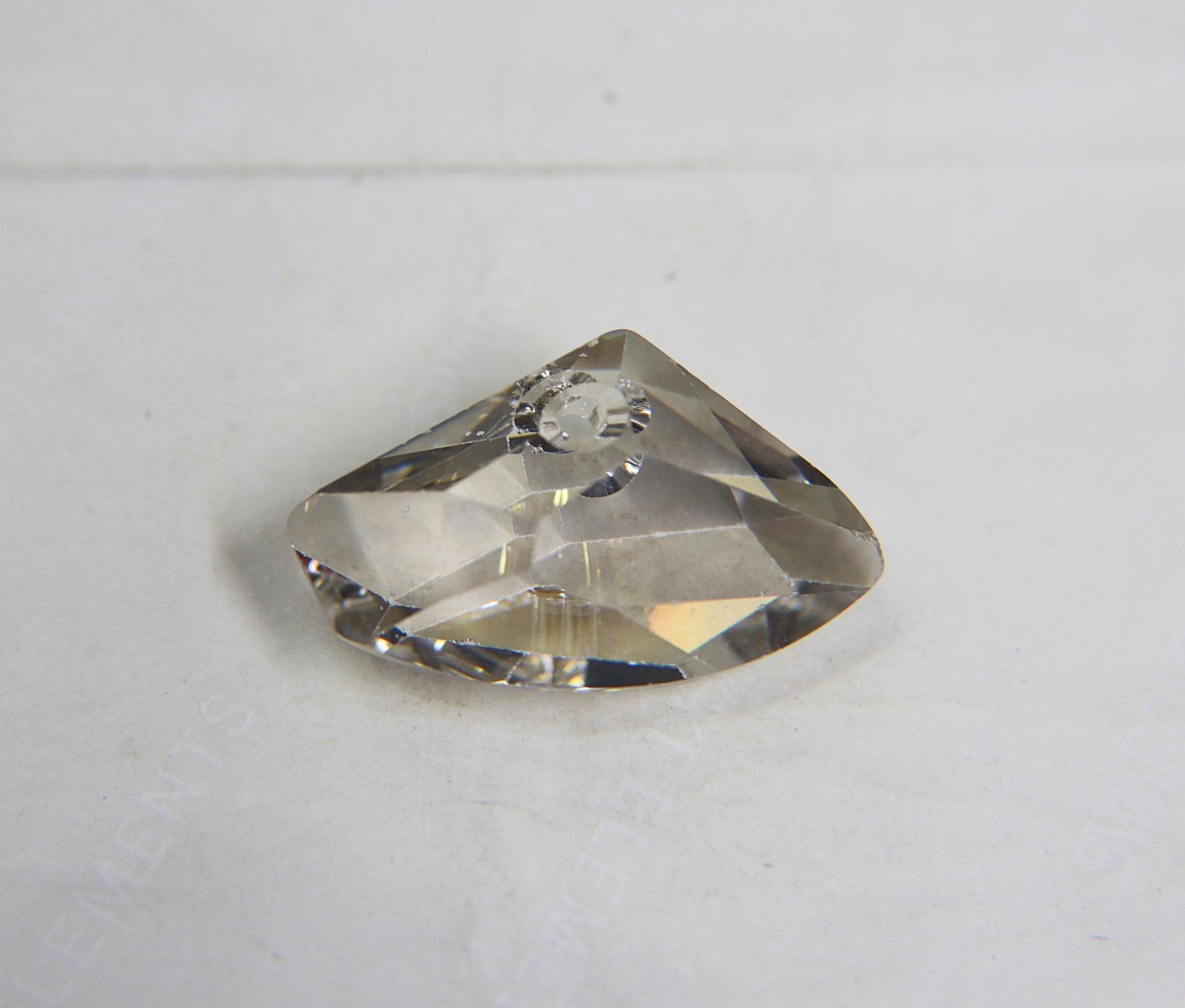 Swarovski Crystal 23.5 x 39mm Galactic Horizontal Pendant 6657 Crystal drops 1 Piece vintage findings, jewelry making