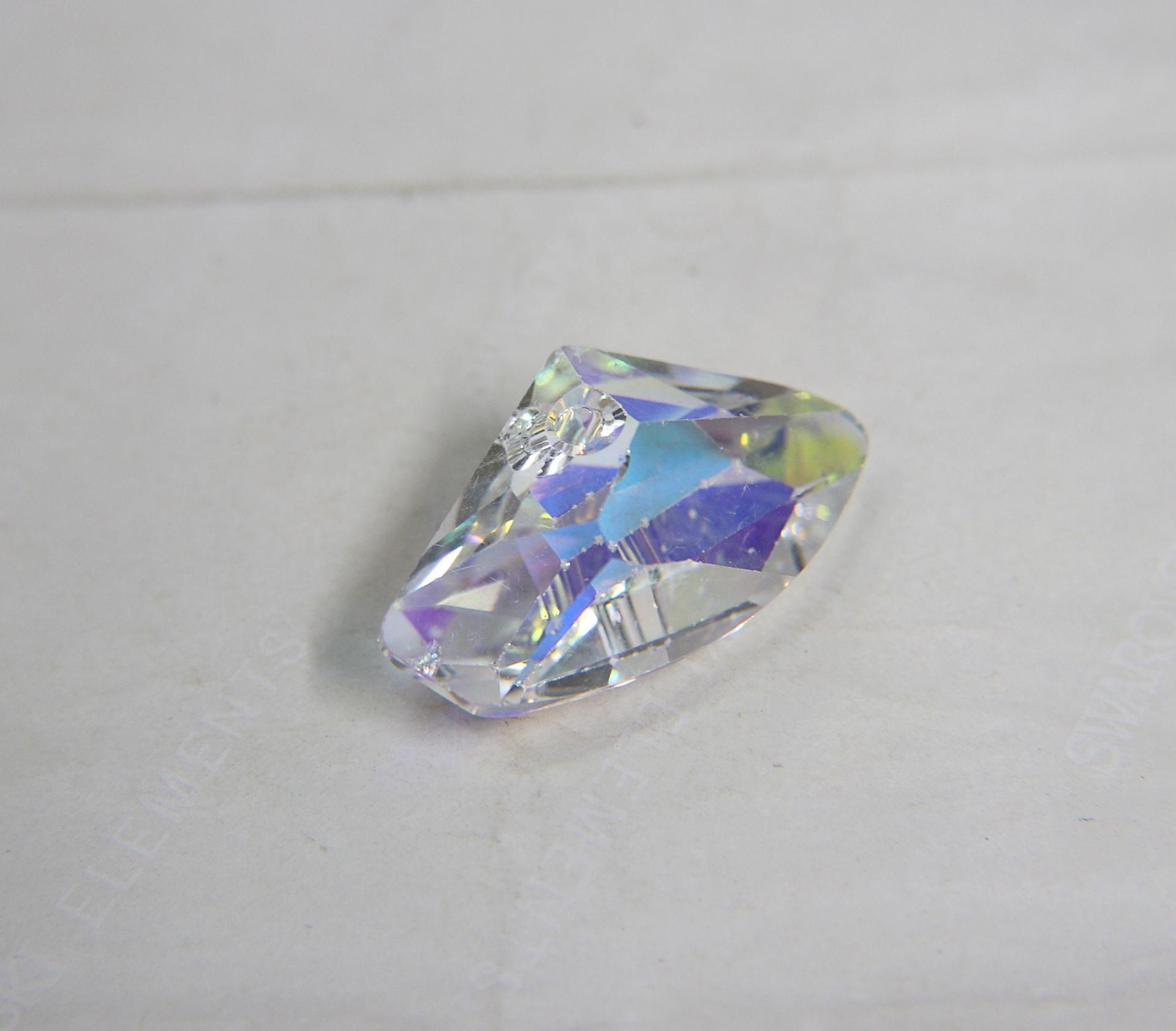 Swarovski Crystal 23.5 x 39mm Galactic Horizontal Pendant 6657 Crystal drops 1 Piece vintage findings, jewelry making