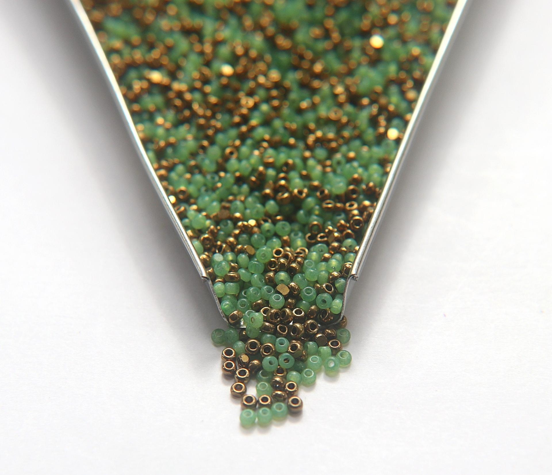 11/0 Charlotte true Cut Beads Designer Mix (12 Colors) 10/20/50/250/500 Grams Premium Seed Beads, Rare Beads, Native Supply