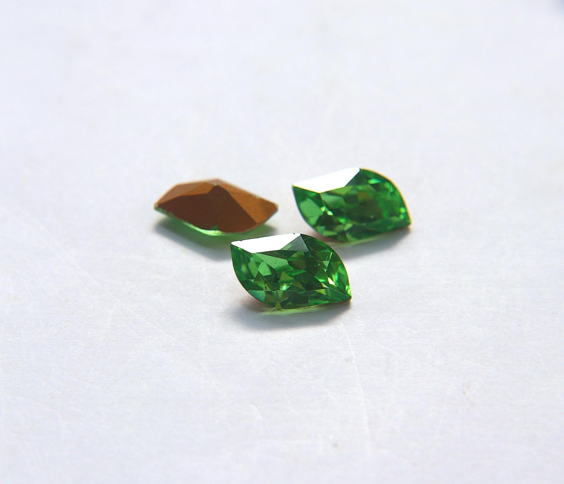 Vintage Swarovski Matt Crystal Fancy Stone 10mm x 8.5mm 2/6/12/36/144 Pieces gemstones, jewlery making, zirconium