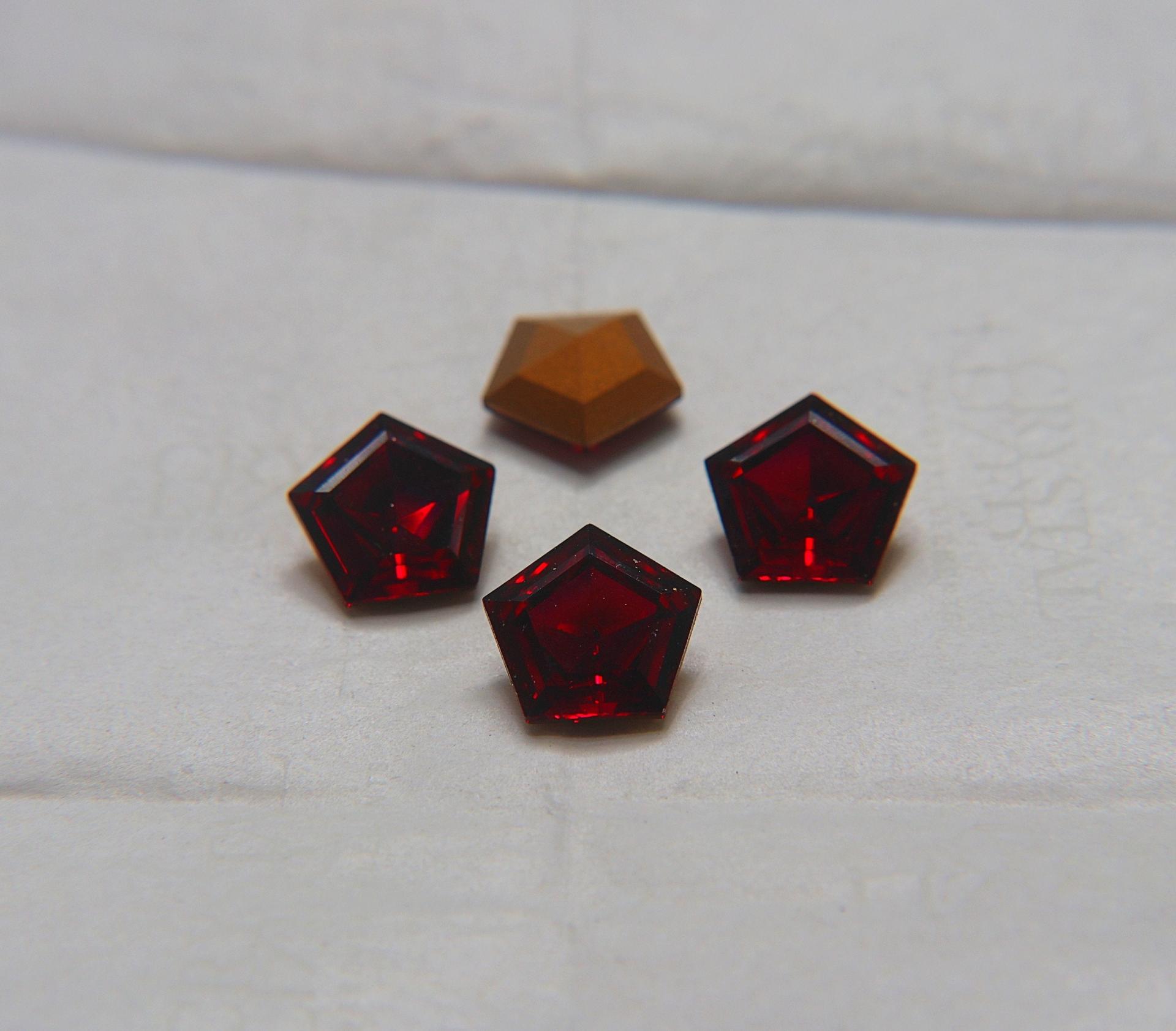 Vintage Swarovski 14 mm Swarovski Hexagon #4730 Ruby Premier Crystal Rhinestones 2/6/12/36 Pieces gemstones