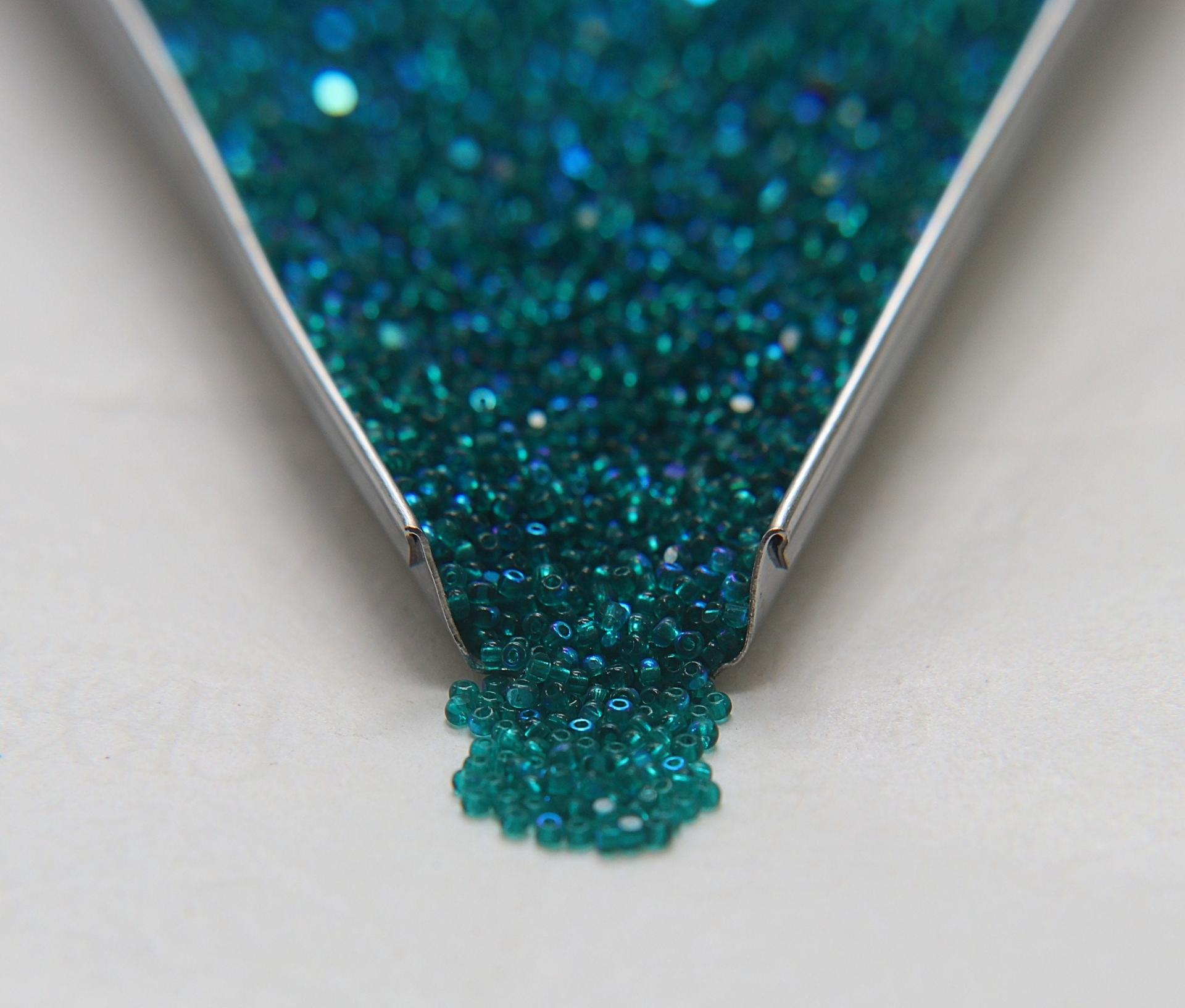 13/0 Charlotte Cut Beads Patina Transparent Blue Zircon Aurore Boreale 5/10/20/50/250/500 Grams craft supplies, jewelry making native supply