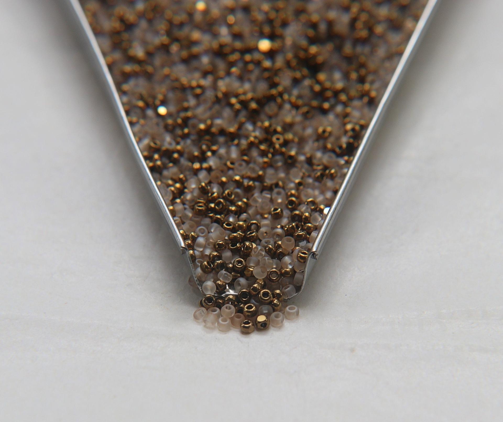 11/0 Charlotte true Cut Beads Designer Mix (12 Colors) 10/20/50/250/500 Grams Premium Seed Beads, Rare Beads, Native Supply