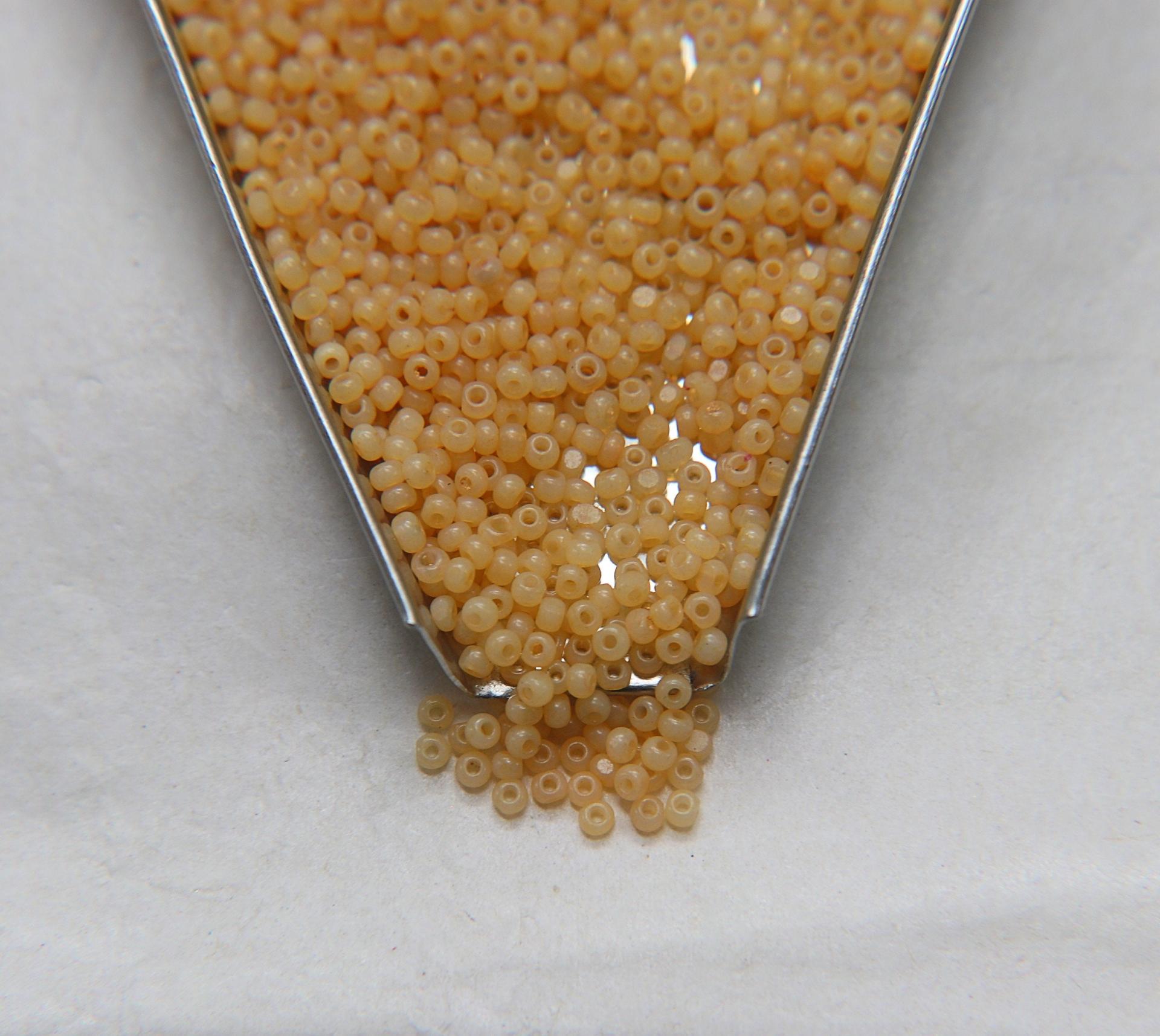 13/0 Charlotte True Cut Beads Wheat Opal 5/10/20/50/250/500 Grams Premium Seed beads, native supply