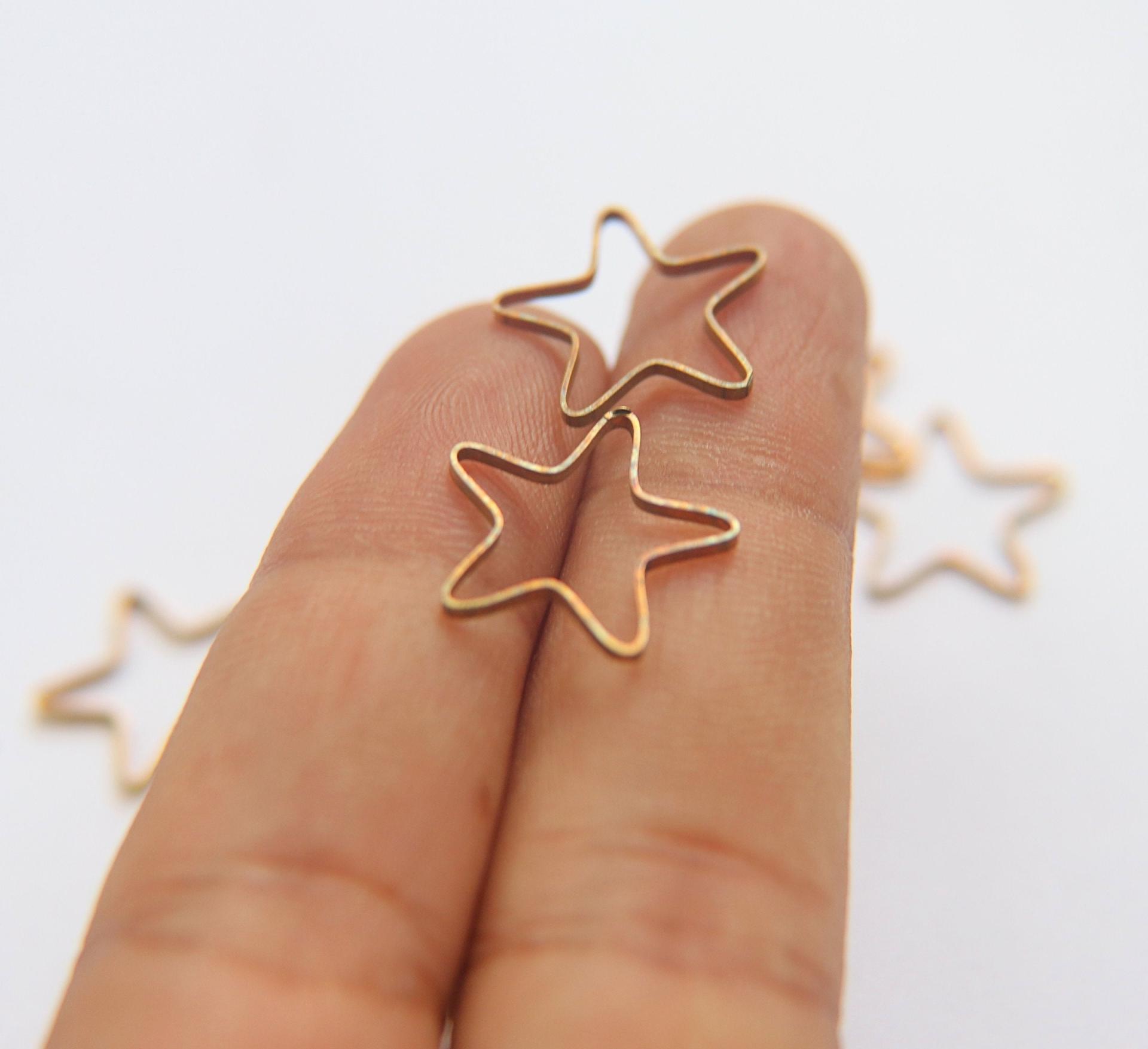 Raw Brass Hollow Star Pendant Charms -Brass Star Shape Wire Frame- Earring Findings- Geometry Stampings -Jewelry Supply 25/75/150/500 Pieces