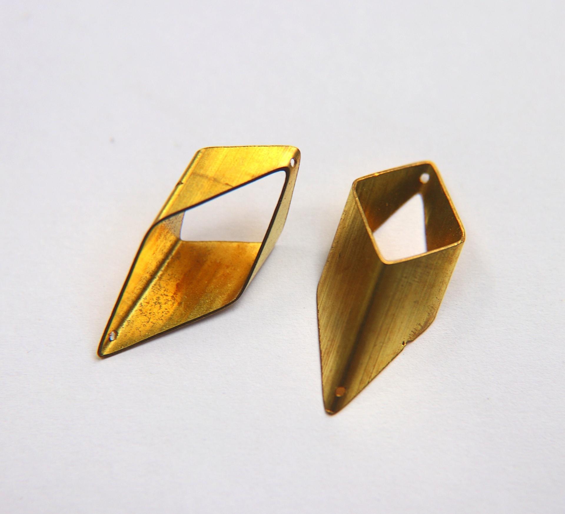 Brass Charms, Beading Supplies vintage supply, wire craft supply, jewelry 12/50/150 Pieces