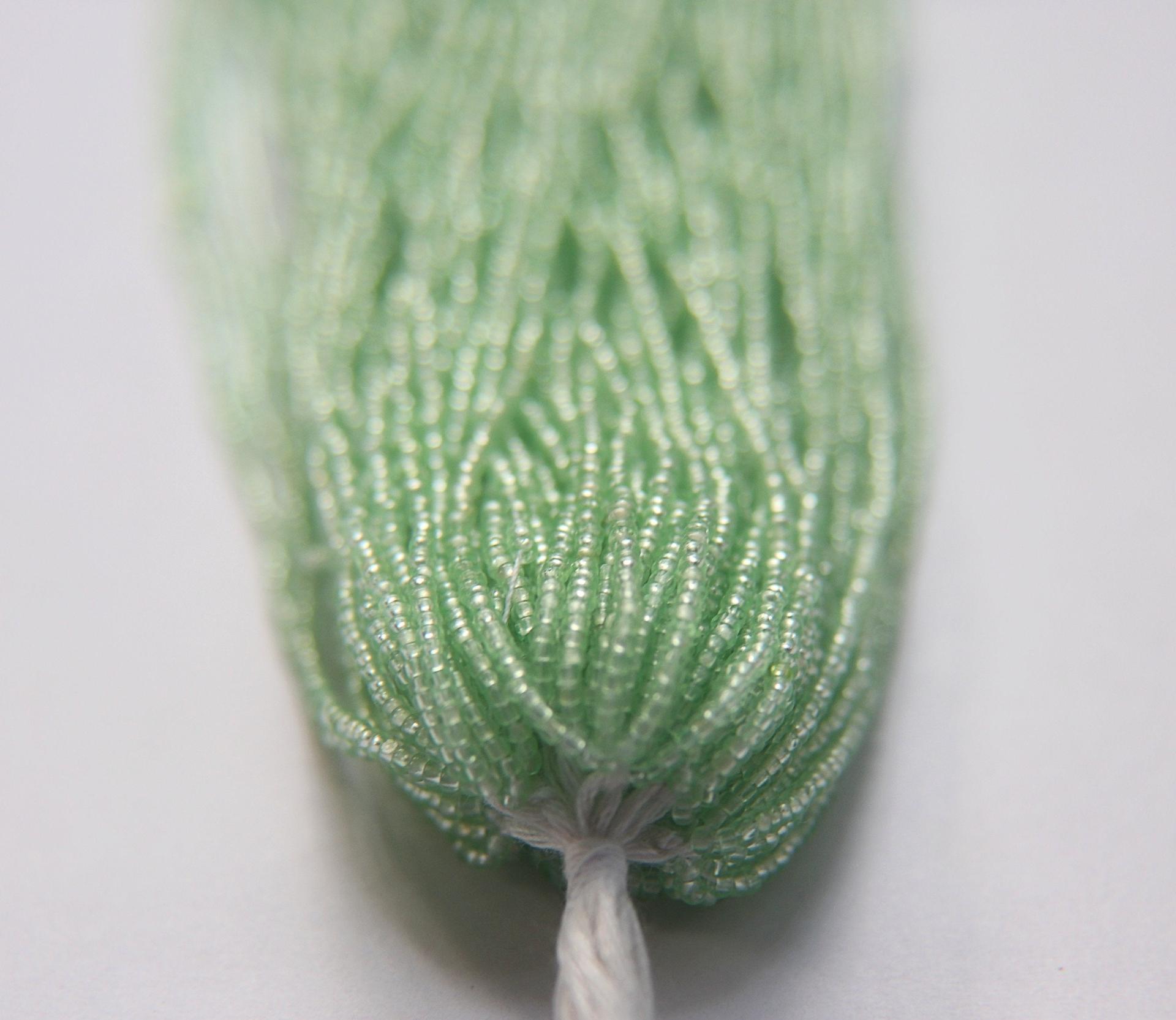 13/0 Hanks Charlotte Cut Beads Chrysolite Transparent (Dyed) 1/5/25/50/100 Hanks jewellery rare heart beads, jewelry supply, native supply,
