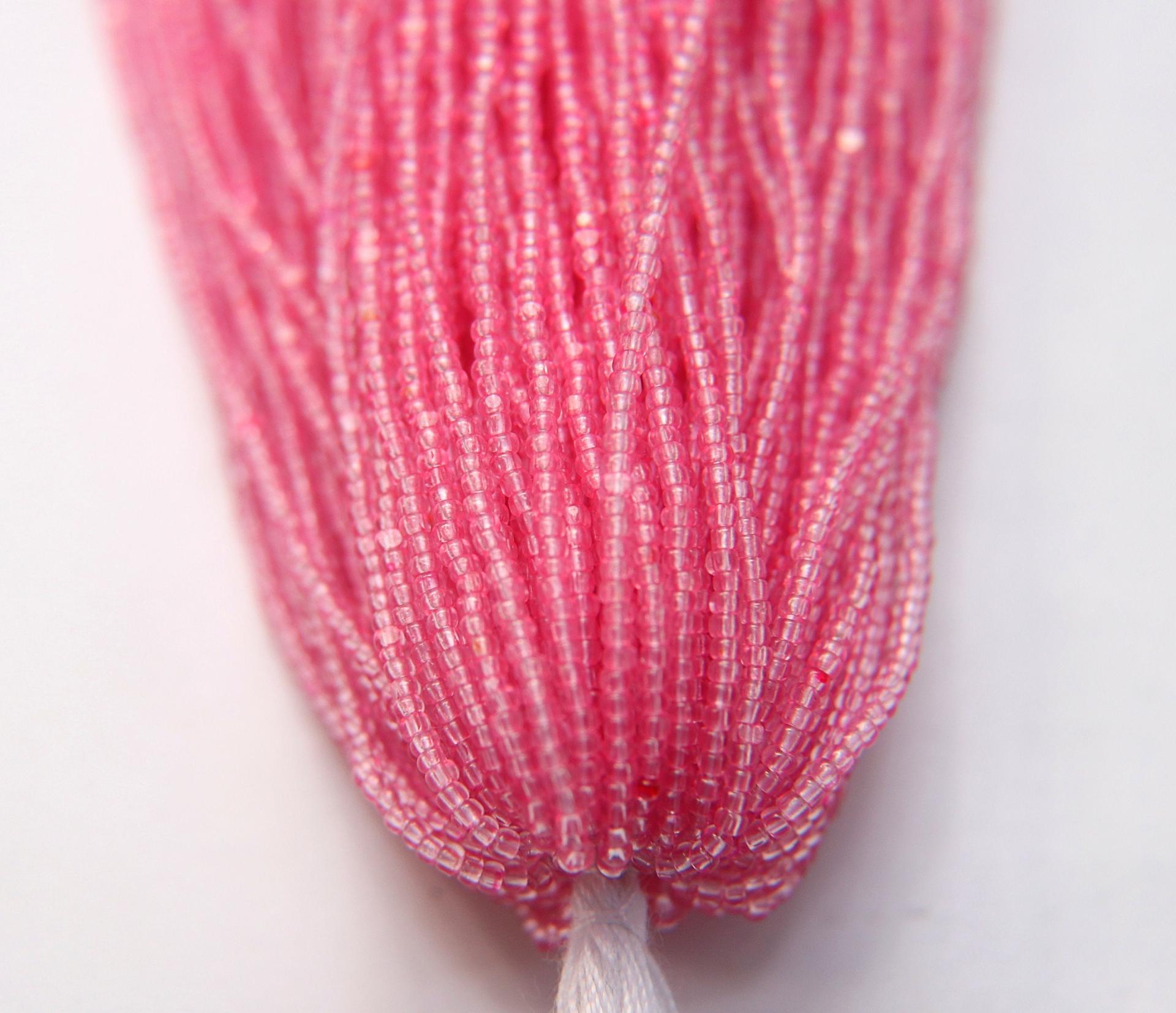 11/0 Hanks Charlotte Cut Beads Light Rose Transparent (Dyed) 1/5/25/50/100 Hanks 2.0mm jewellery rare beads, jewelry supply, Native supply