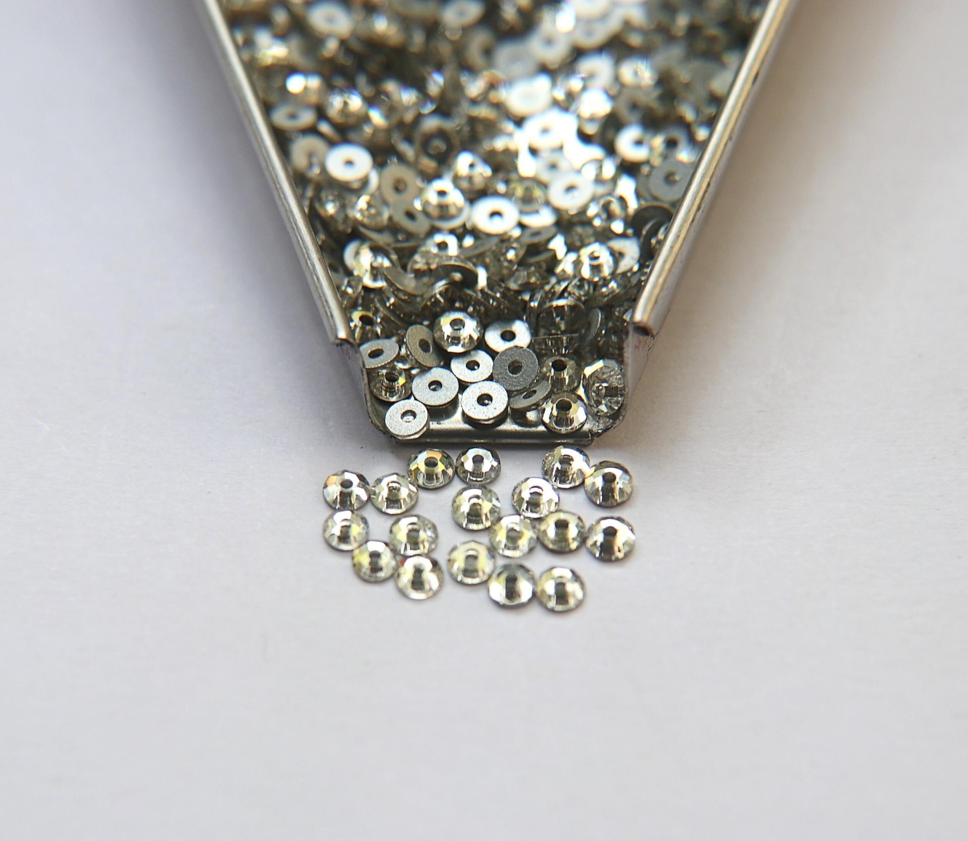Swarovski Crystal 3MM Lochrose SEW ON STONES 3128 or 3112 or 3000 24/72/144/720 Pieces, embroidery materials, couture material