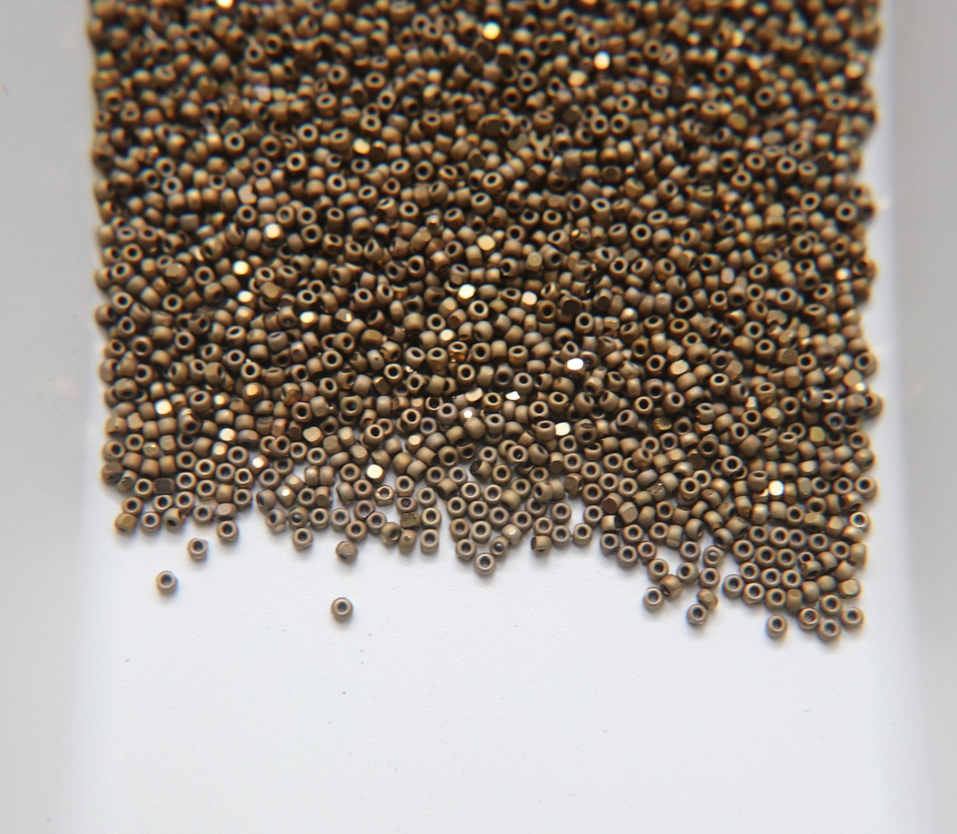 13/0 Charlotte Cut Beads MATT Dorado 5/10/20/50/250/500 Grams craft supplies, jewelry making, embroidery materials, vintage beads, rare