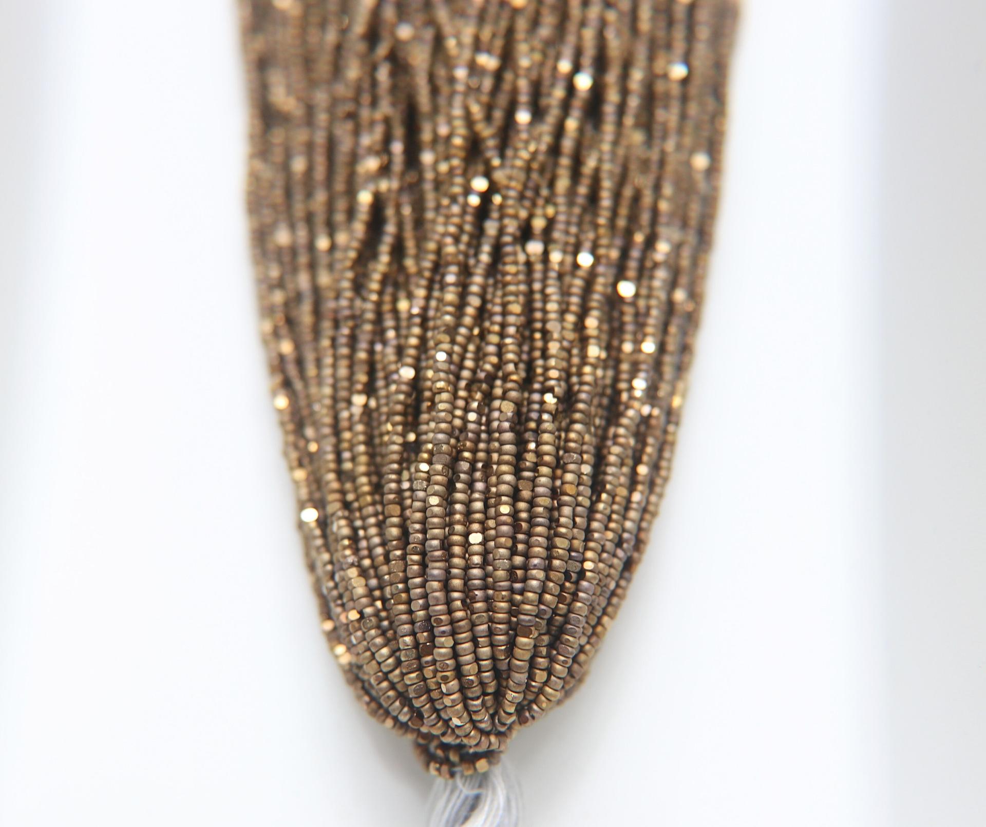 13/0 Hanks Charlotte Cut Beads MATT Dorado 1/5/25/50/100 Hanks 1.6mm glass beads, native jewelry supply, findings