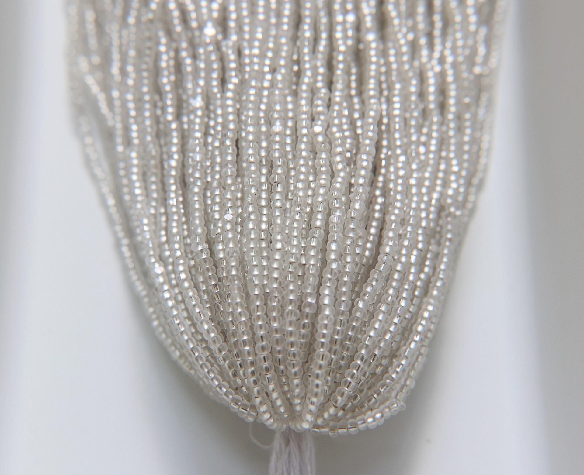 11/0 Hanks Charlotte Cut Beads Matt Crystal Silver Lined 1/5/25/50/100 Hanks PREMIUM SEED BEADS, Native Supplies