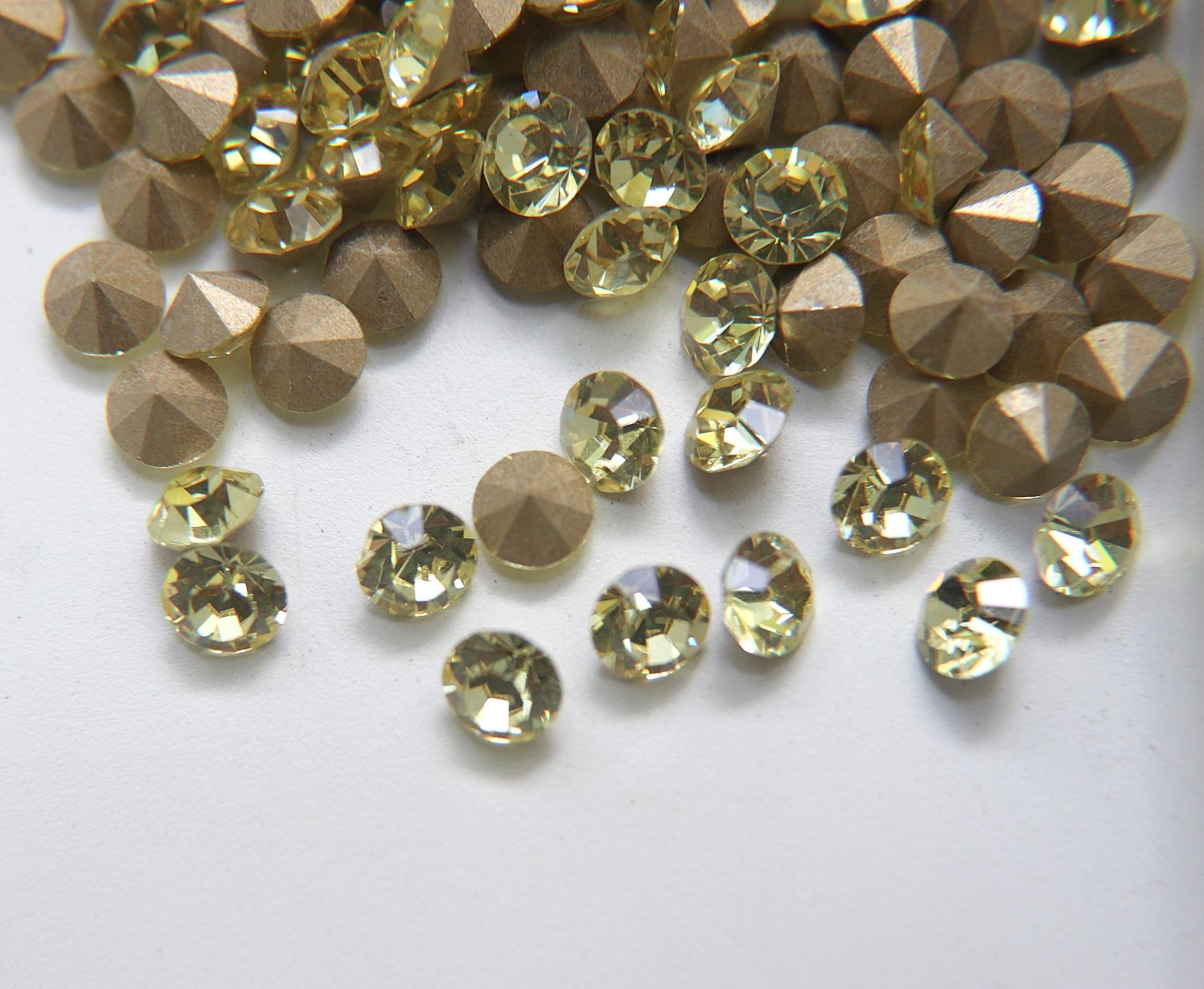 Swarovski 34ss Chatons Round (3 colours) 6/12/24/100/300 Pieces Rhinestone, repair, embellishments, art