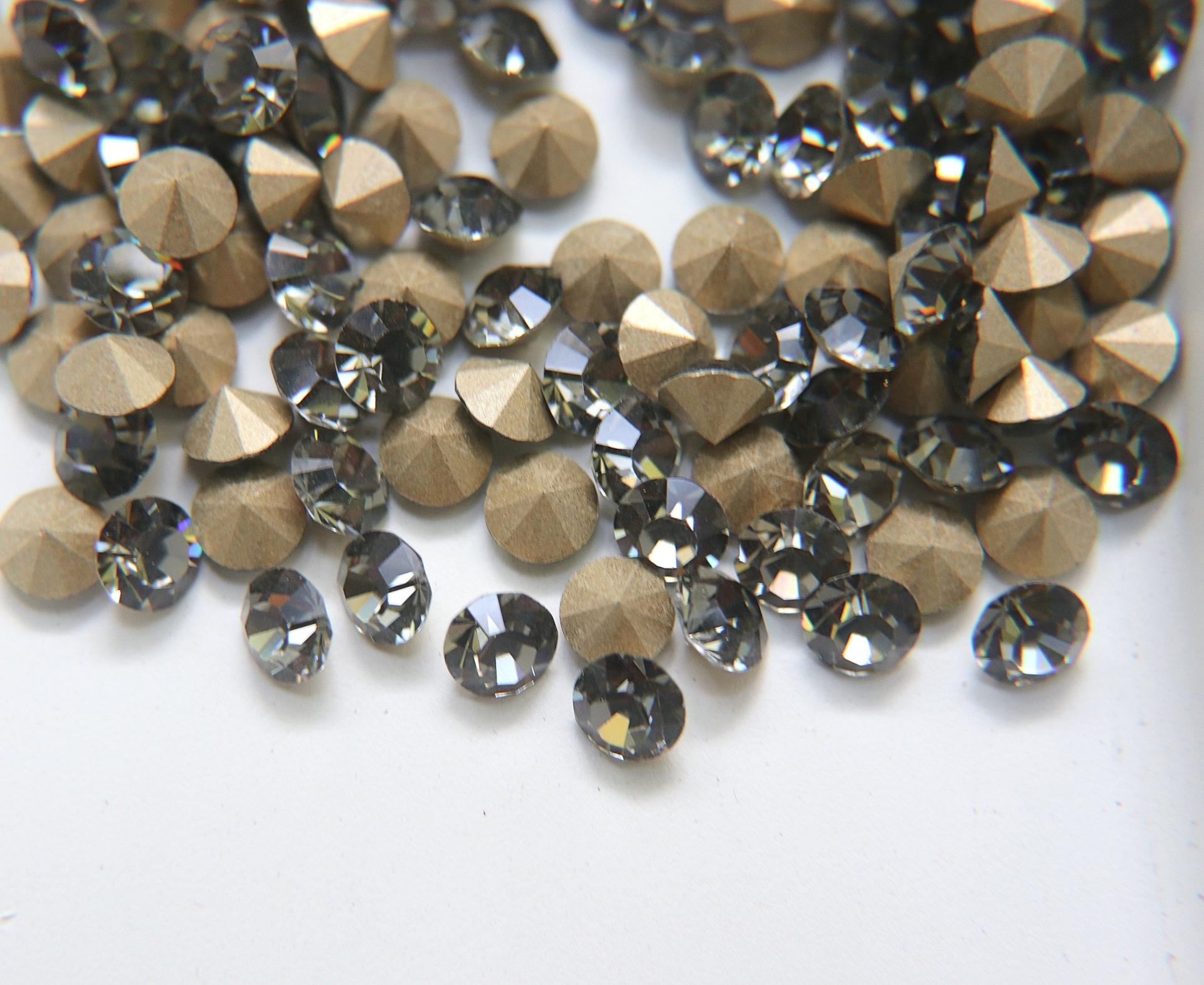 Swarovski 34ss Chatons Round (3 colours) 6/12/24/100/300 Pieces Rhinestone, repair, embellishments, art