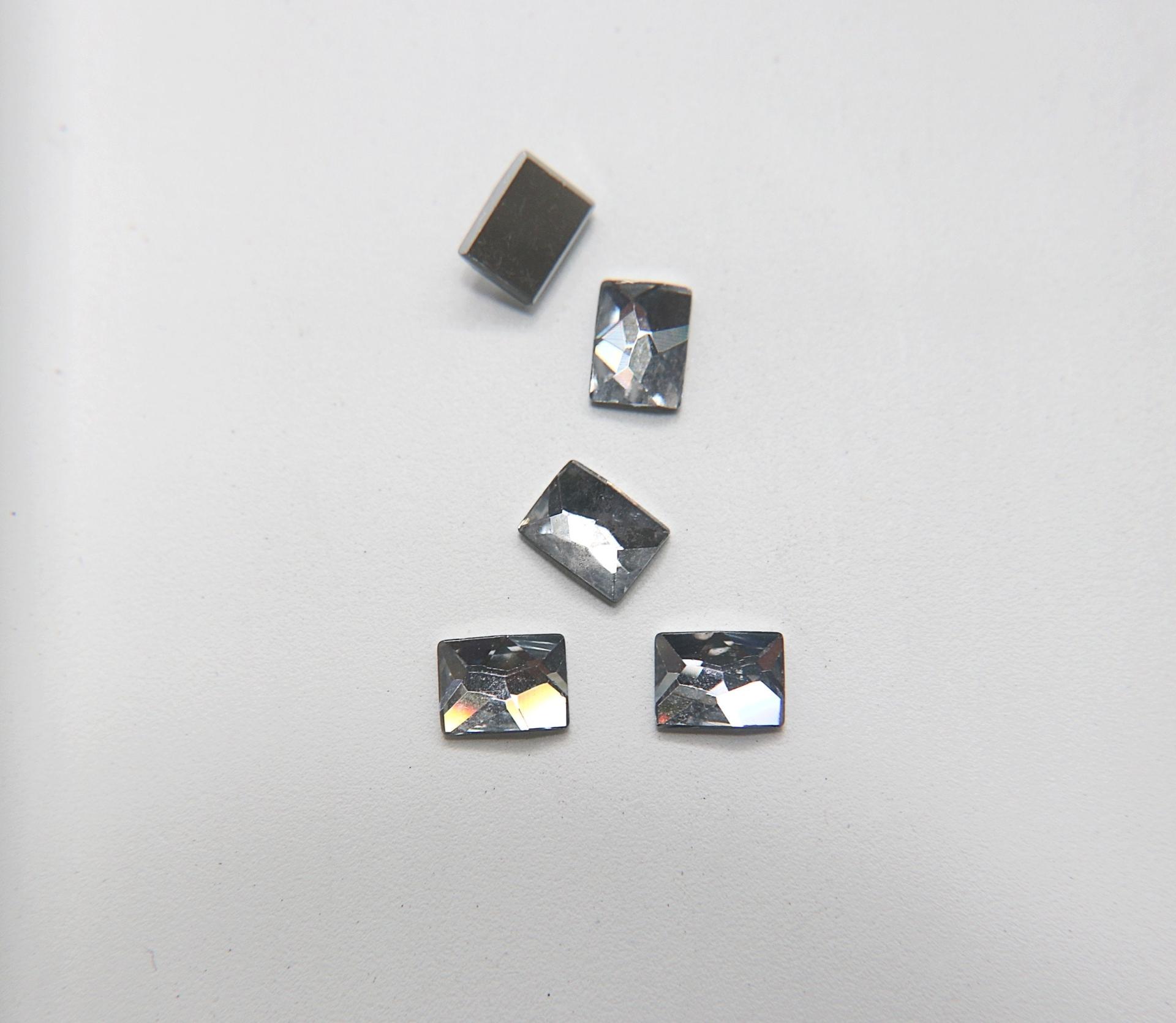 Swarovski 2520 8mm Cosmic Flatback Crystal Comet Argent Light 2 Pieces Nail art decoration, craft supplies