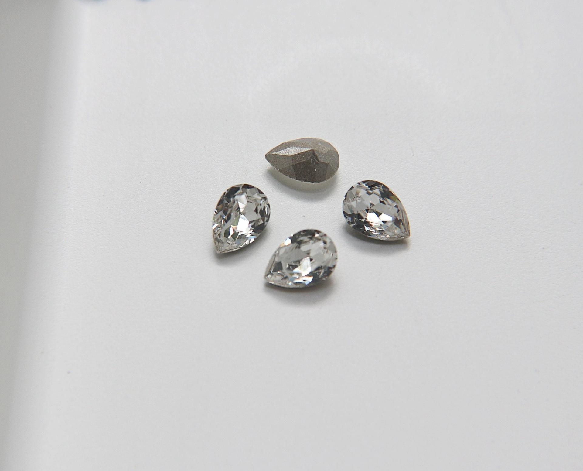 Vintage Swarovski 10x7 mm Crystal Pear Shape 4320 Premier Crystal Rhinestones (2 Pieces) gemstones, jewlery