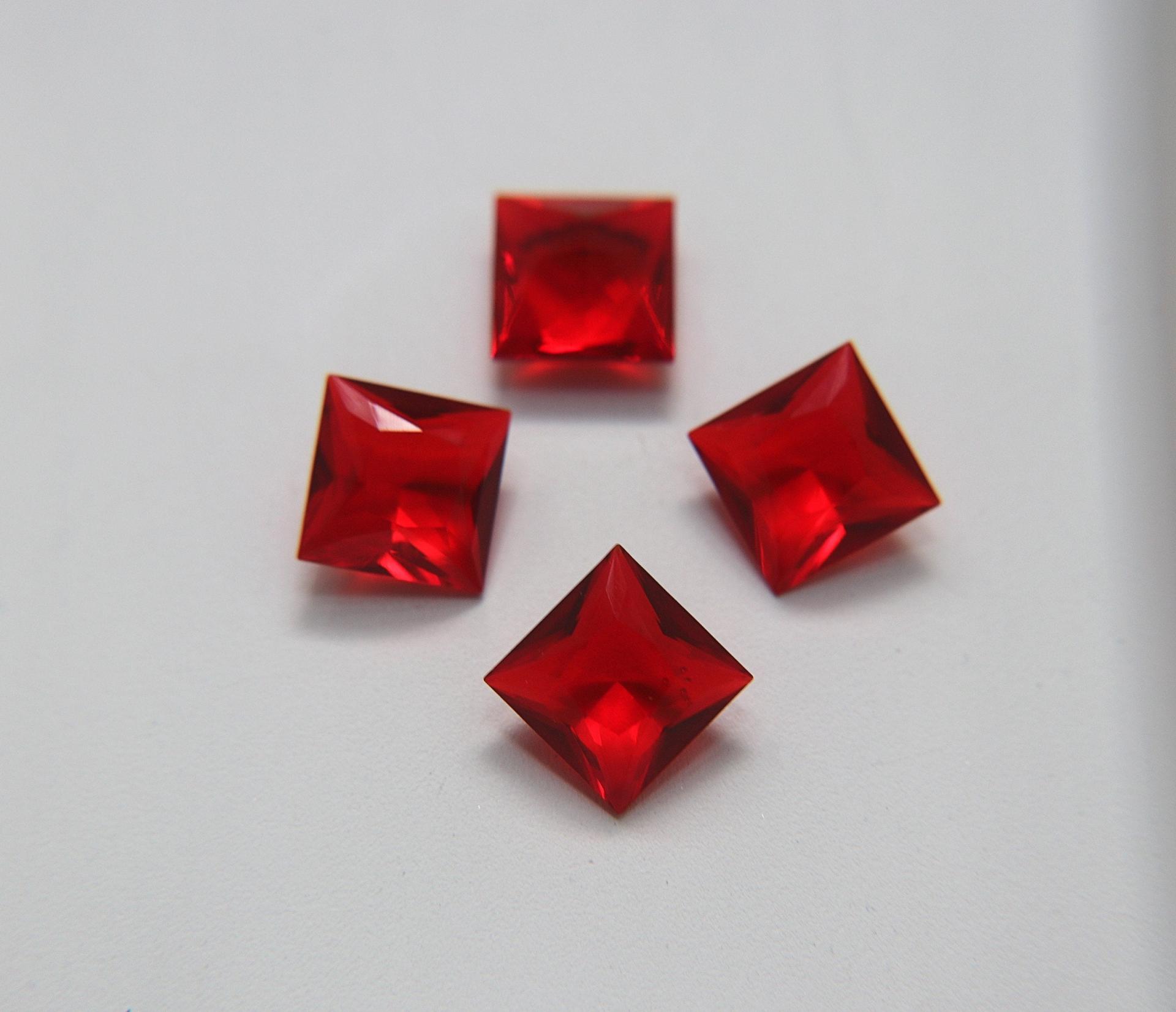 Vintage Swarovski 12 mm Light Siam Square Princess Cut 4447 Premier Crystal Rhinestones 2/6/12/36 Pieces gemstones