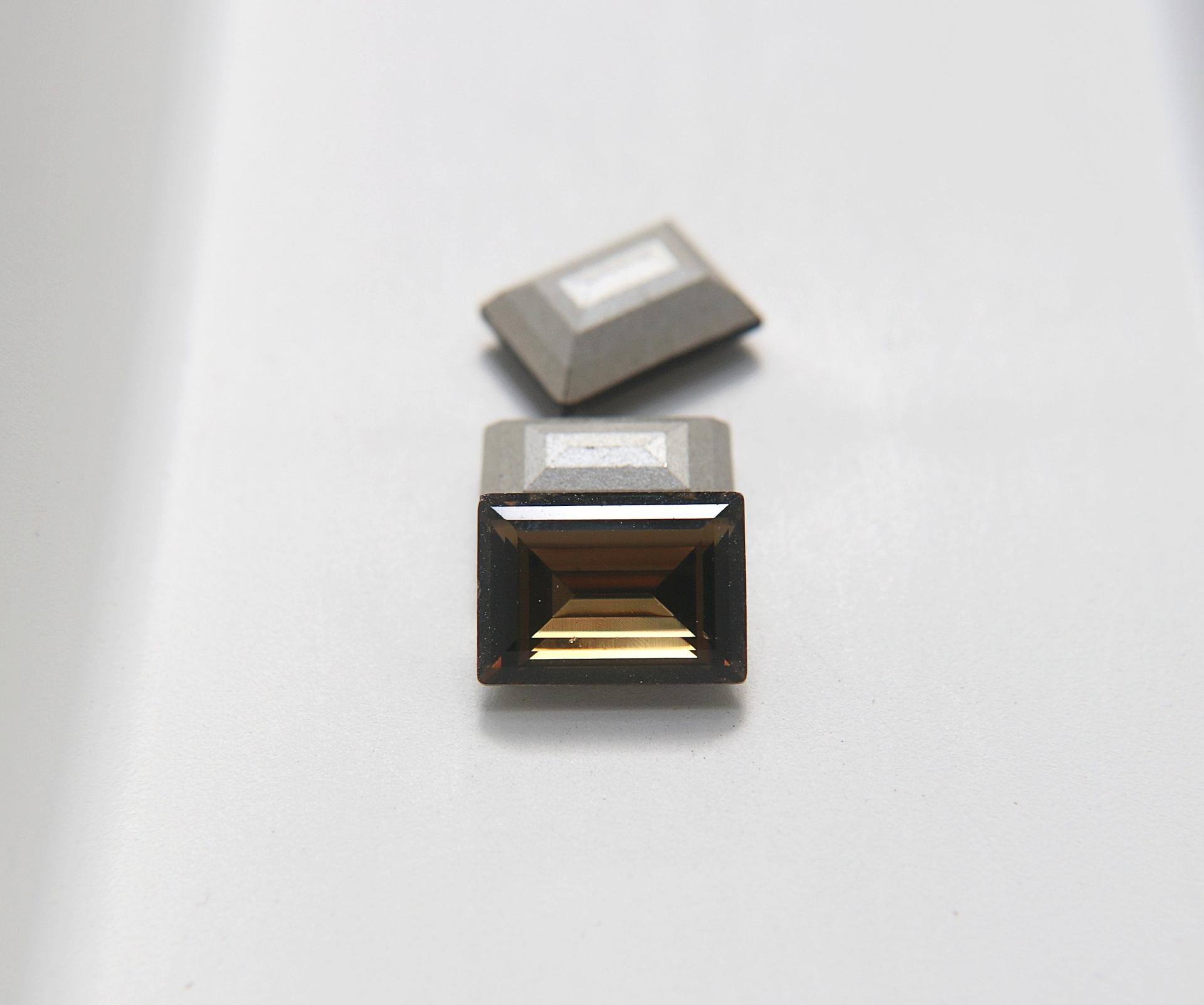 Vintage Swarovski 18x13 mm Smoky Quartz 4527 Step cut crystal clay article Premier Crystal Rhinestones (2 Pieces) gemstones