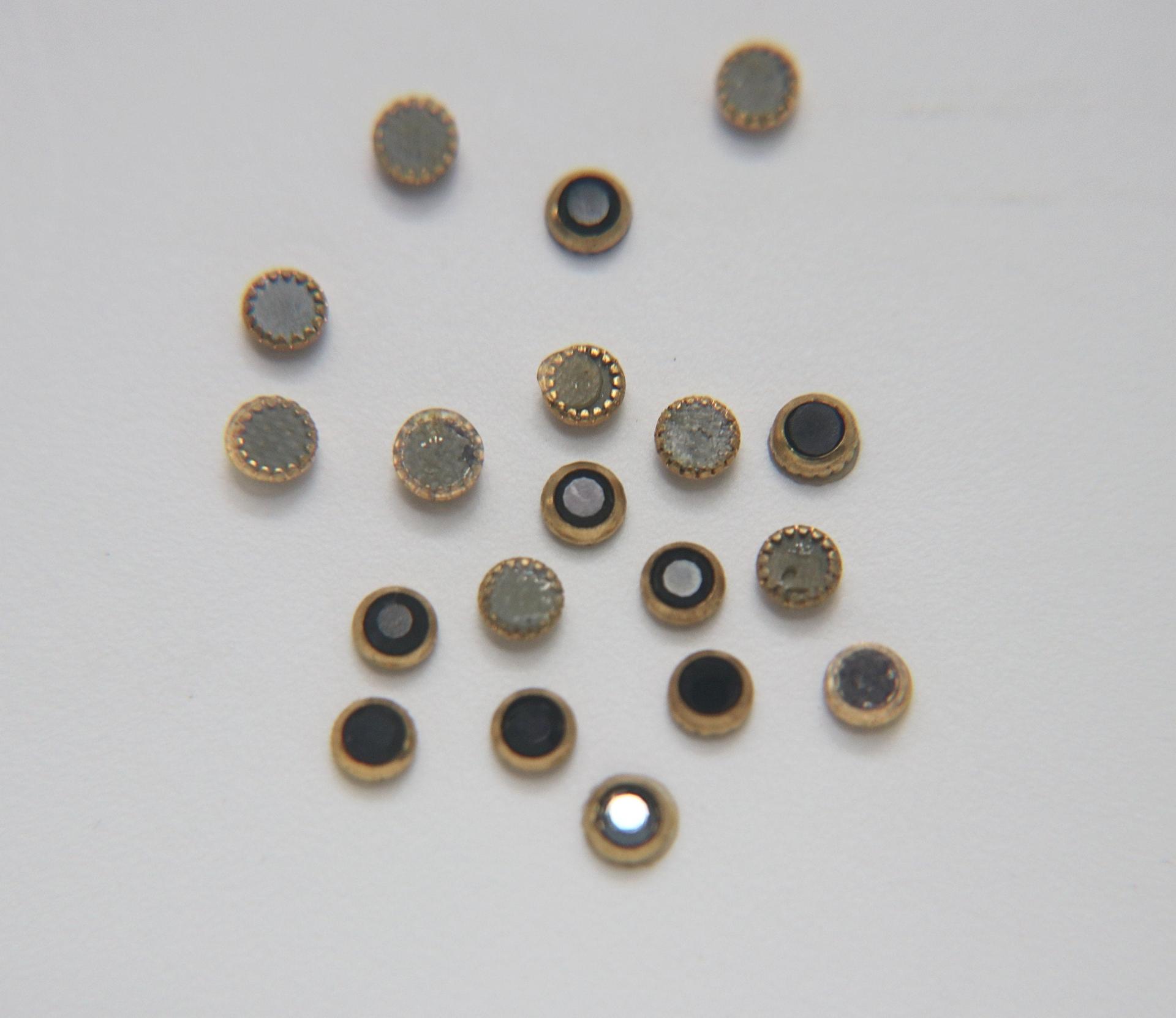 16SS Vintage Swarovski Hotfix Silver/Gold Ringed Rose 2039 Swarovski Roses (4mm) Made in Austria 36/72/288/720 Pieces