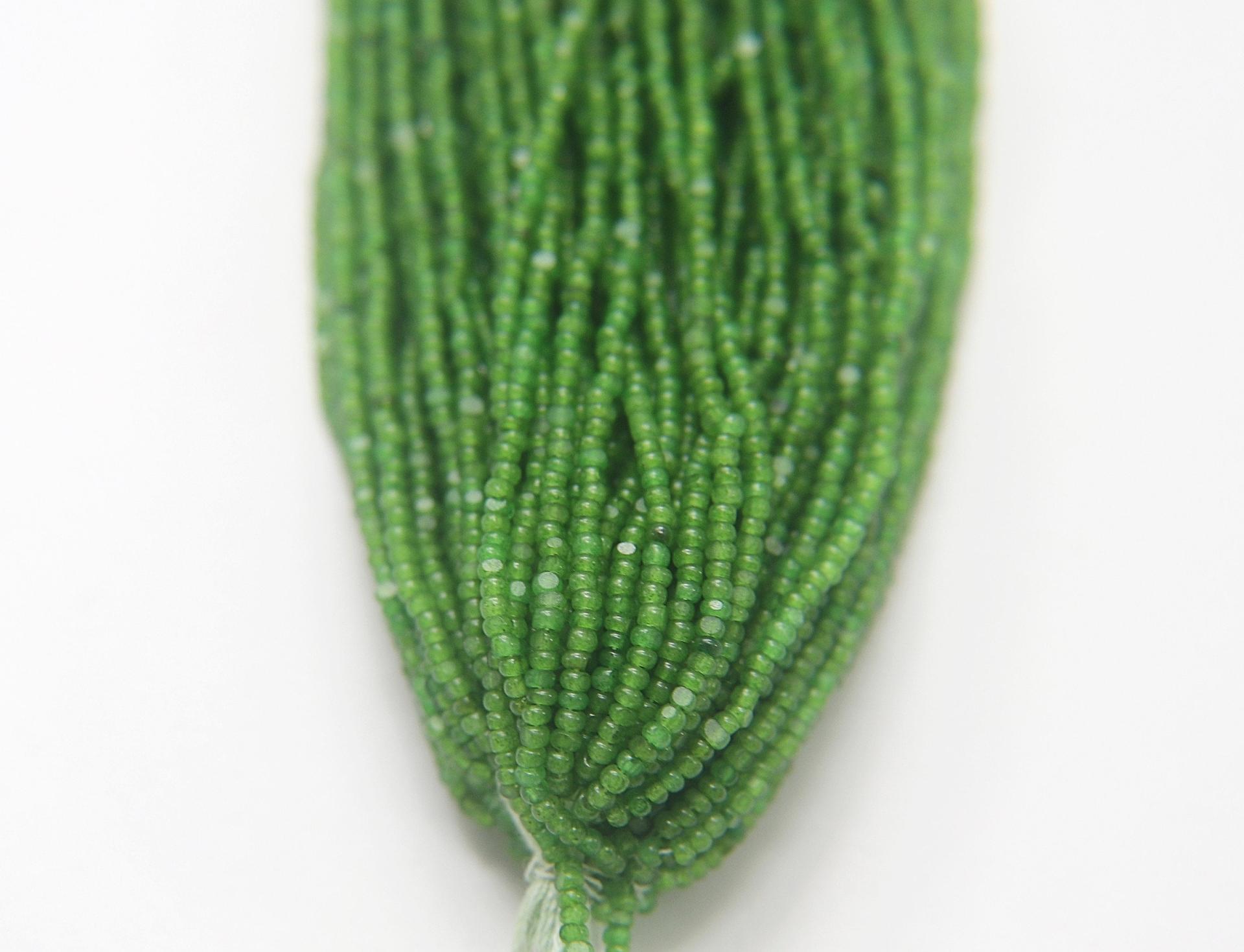 11/0 Hanks Charlotte Cut Beads Fern Green Opal 1/5/25/50/100 Hanks 2.0mm jewellery rare glass beads, jewelry supply, Native supply