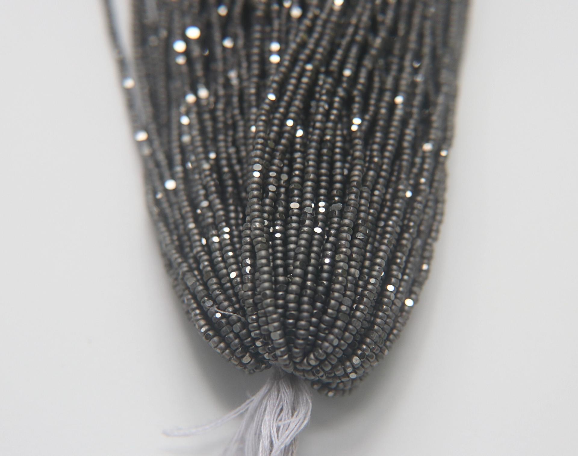 11/0 Hanks Charlotte Cut Beads MATT Gunmetal 1/5/25/50/100 Hanks PREMIUM Seed Beads, Native Supplies, embroidery beads