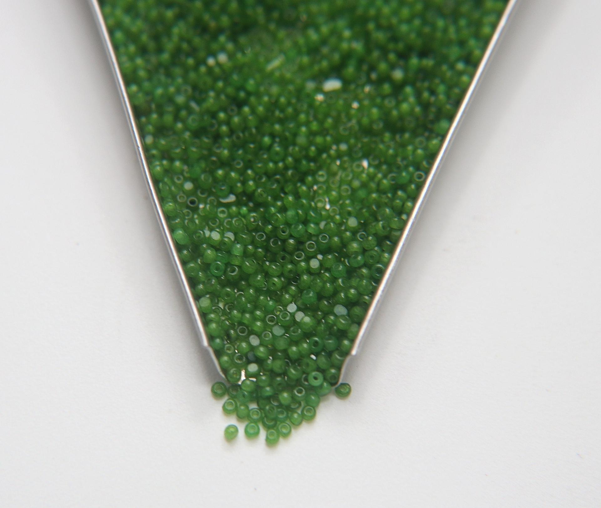 13/0 Charlotte True Cut Beads Fern Green Opal 5/10/20/50/250/500 Grams Premium Seed beads, native supply