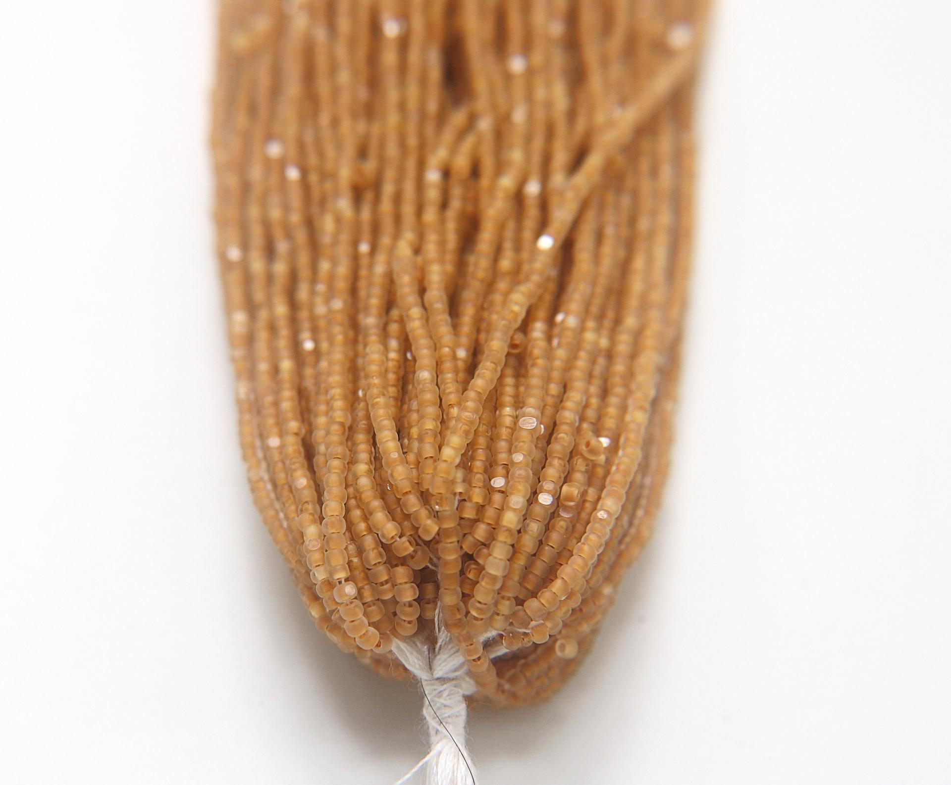 11/0 Hanks Charlotte Cut Beads Crystal Matt Light Topaz Lined 1/5/25/50/100 Hanks PREMIUM SEED BEADS, Native Supplies