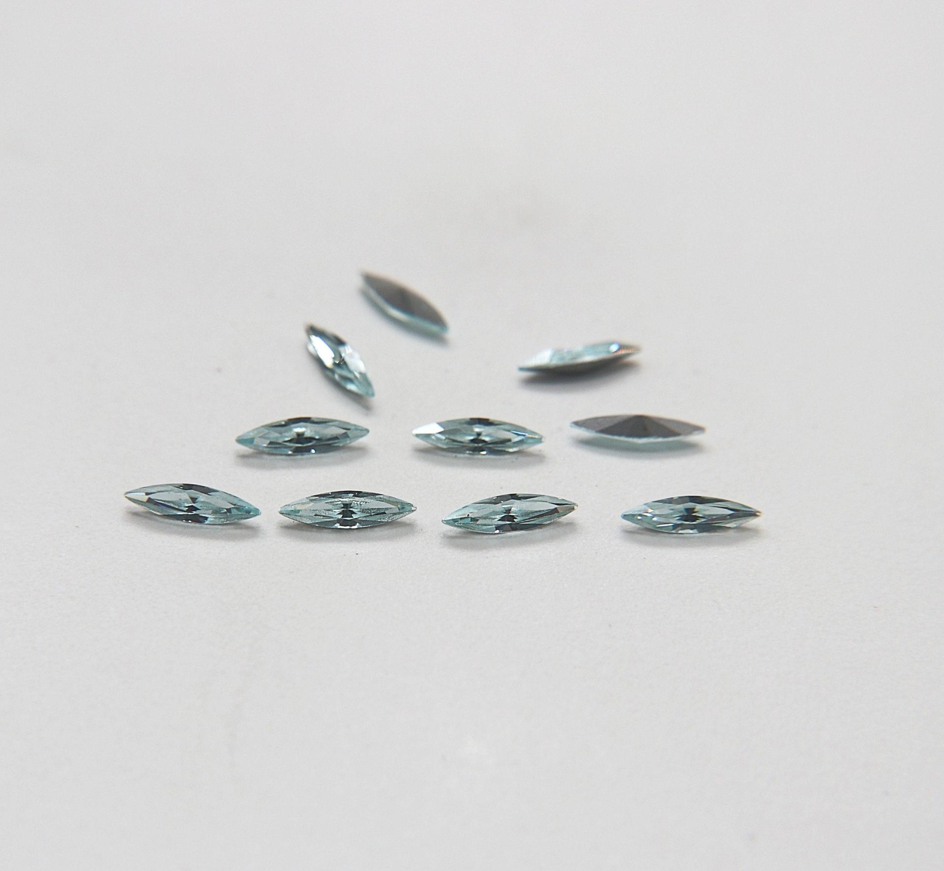 11x3mm Swarovski Light Azore Marquise, New Vintage Pointy Back Navette 4200 crystals, gold foil 6/24 Pieces Jewery making stones gemstones