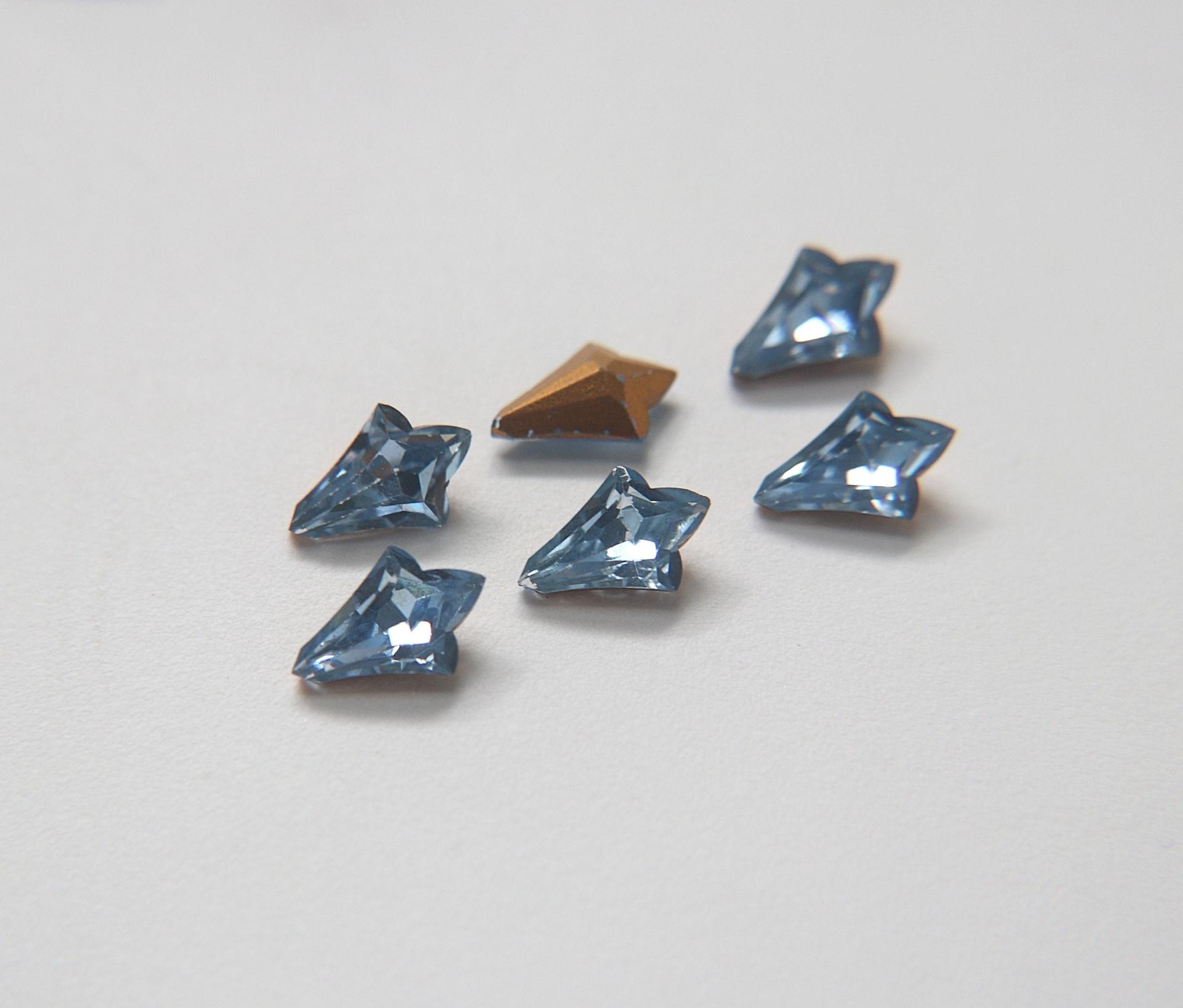 Vintage Swarovski 15 x 10 mm unusual shape Fancy rare stones (4 Colours) 6/12/36/144 Pieces gemstones, jewlery making, color zirconium