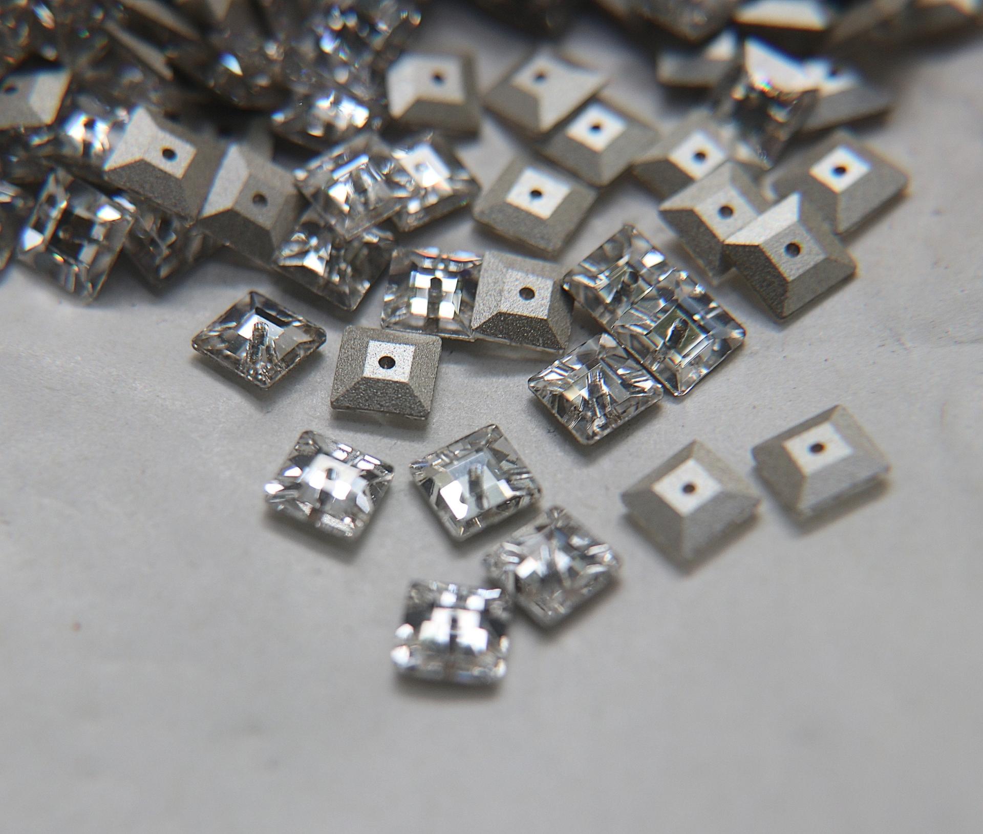 6mm Swarovski 3400 Square Lochrosen (3400) in CRYSTAL 12/24/72/144 Pieces PREMIUM Materials