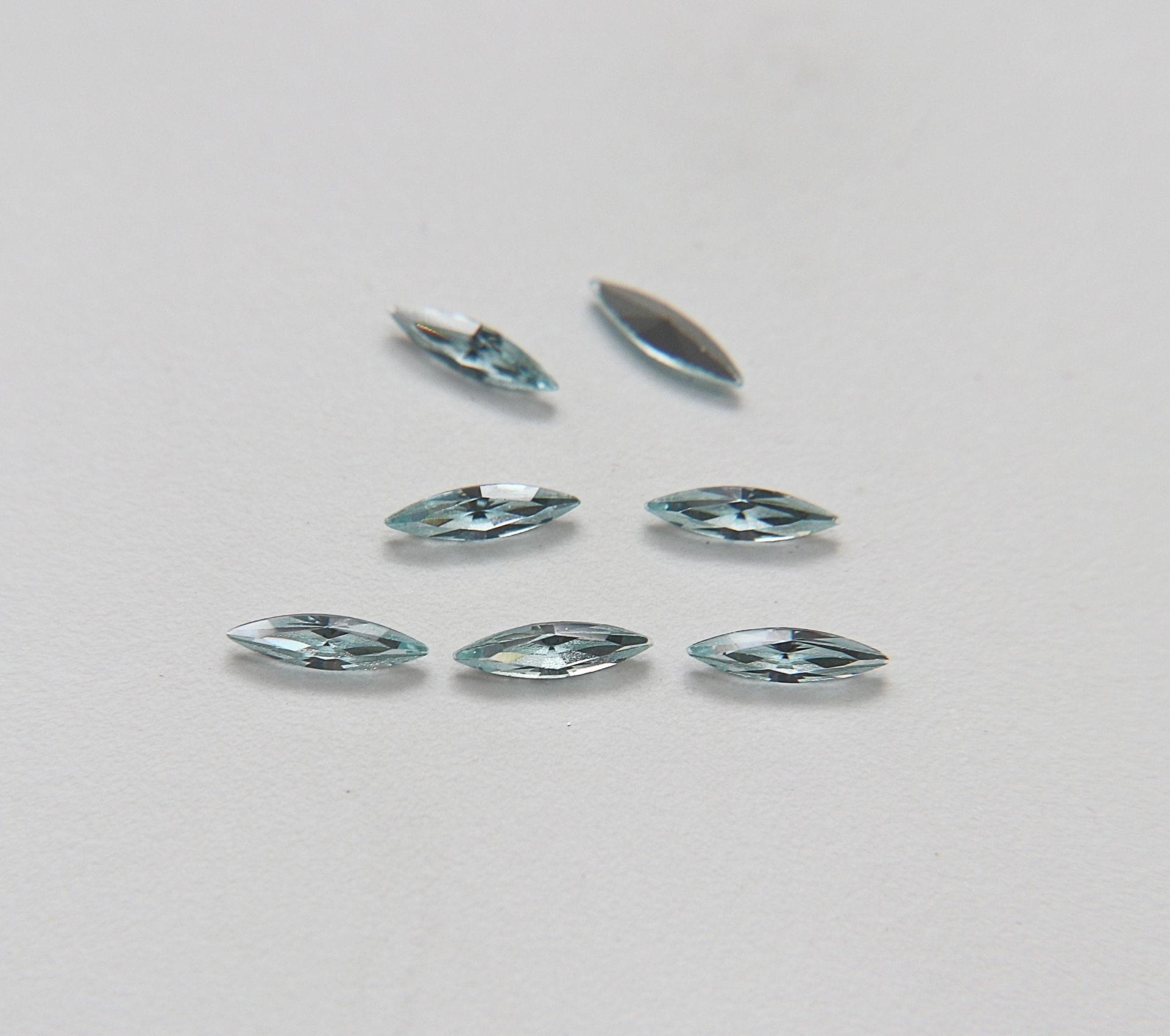 11x3mm Swarovski Light Azore Marquise, New Vintage Pointy Back Navette 4200 crystals, gold foil 6/24 Pieces Jewery making stones gemstones