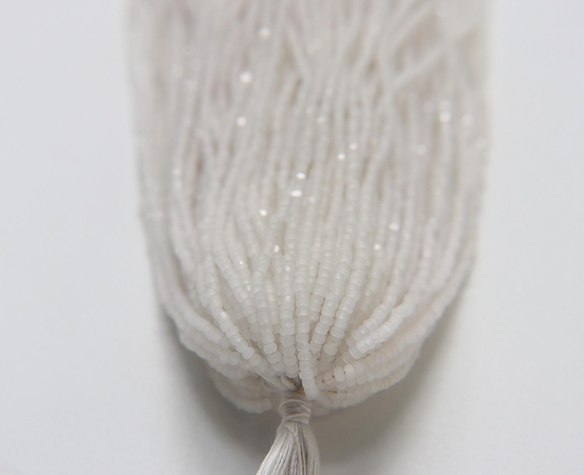 11/0 Hanks Charlotte Cut Beads Matt White Opal 1/5/25/50/100 Hanks 2.0mm glass beads, jewelry supply, findings, craft supply, vintage bead