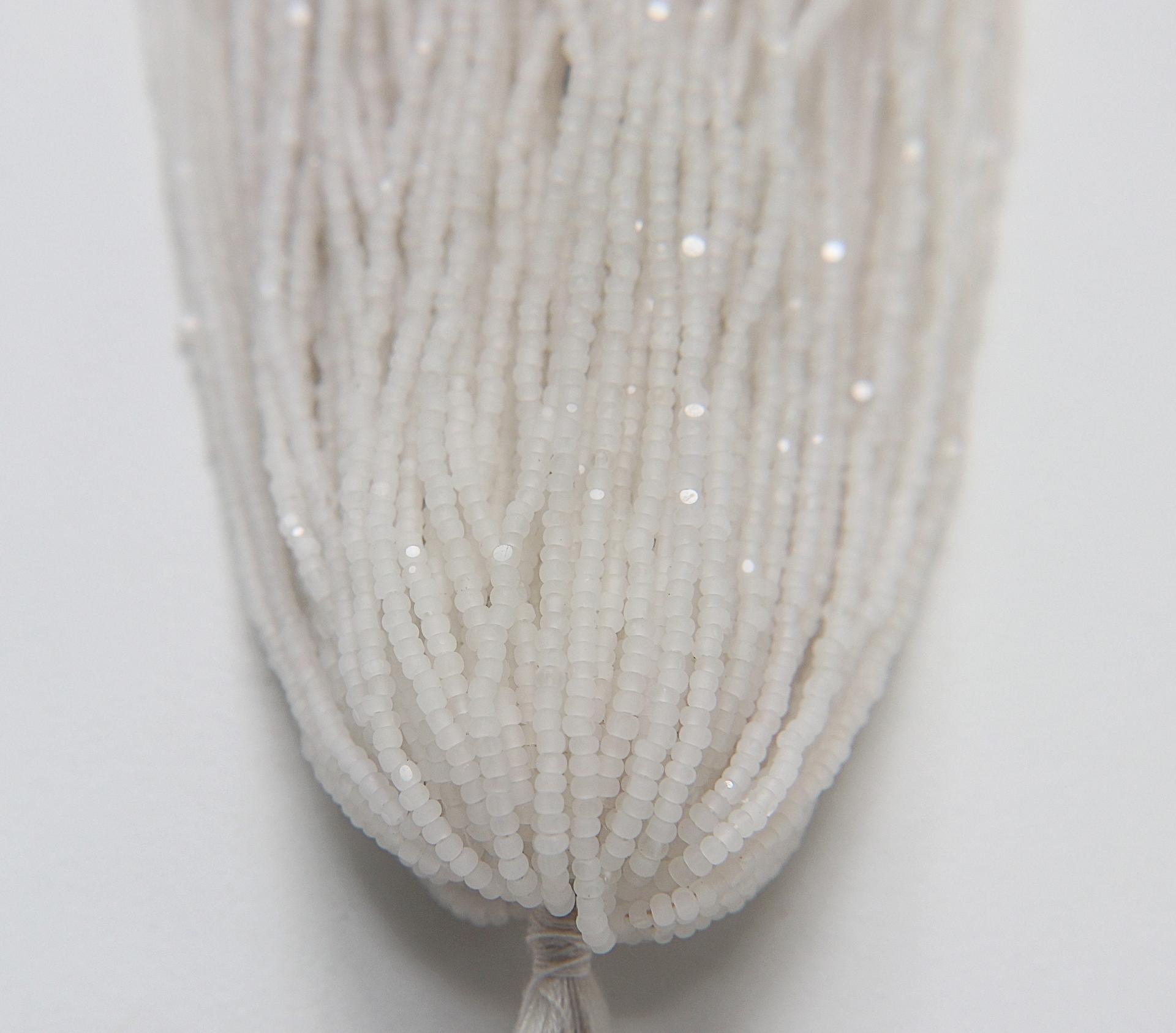 11/0 Hanks Charlotte Cut Beads Matt White Opal 1/5/25/50/100 Hanks 2.0mm glass beads, jewelry supply, findings, craft supply, vintage bead