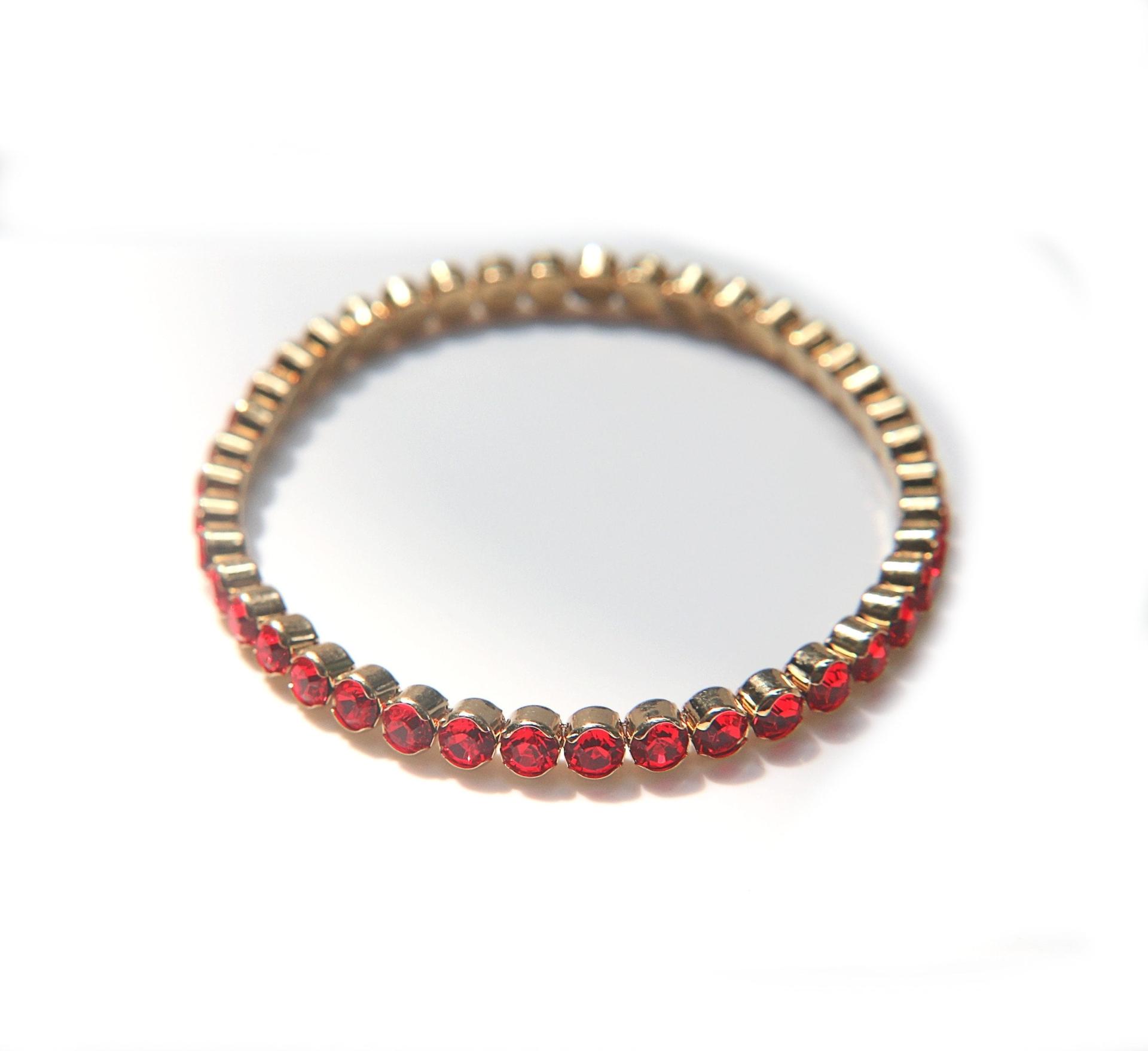 Swarovski Stretch Bezel Chain Bracelet Light Siam / Siam 137E00P3218C F13 Gold 03-05 mil Swarovski Stretch Bezel jewelry, hand cuffs