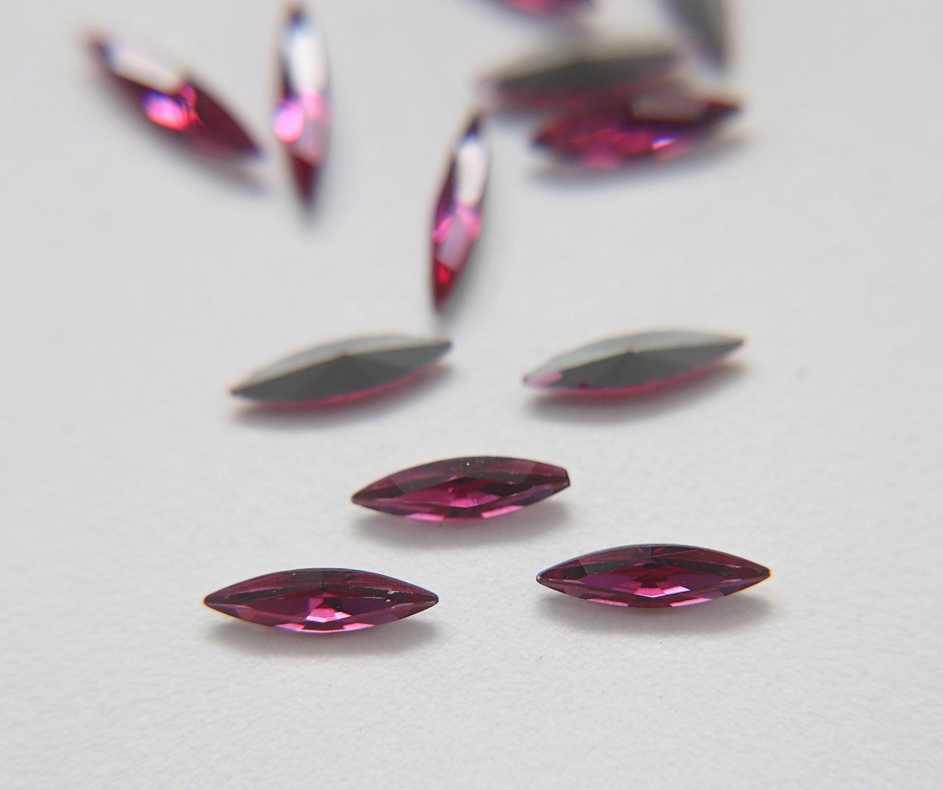 11x3mm Swarovski Fuchsia Marquise New Vintage Pointy Back Navette 4200 crystals Jewery making stones gemstones