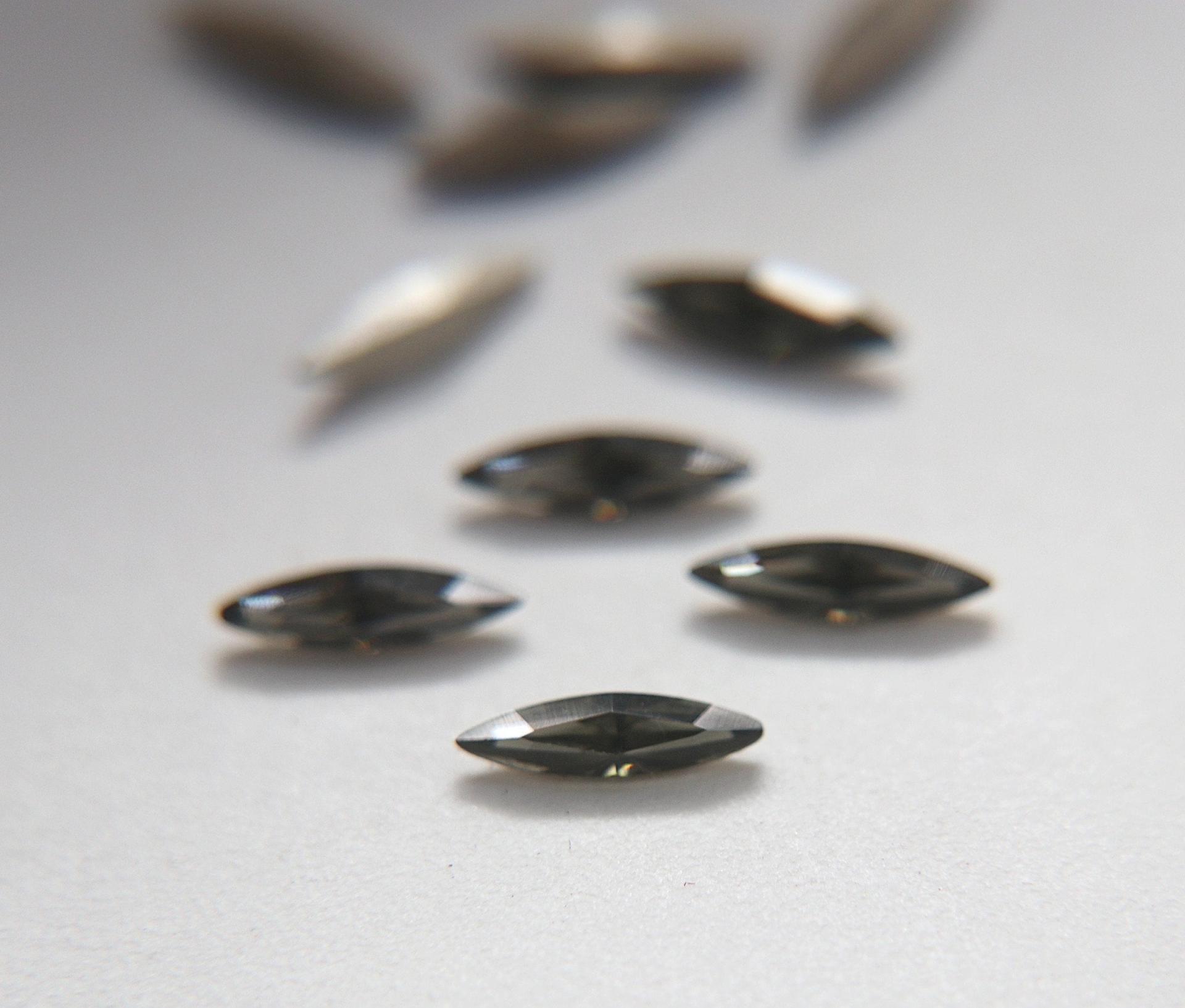 11x3mm Swarovski Black Diamond Marquise New Vintage Pointy Back Navette 4200 crystals Jewery making stones gemstones
