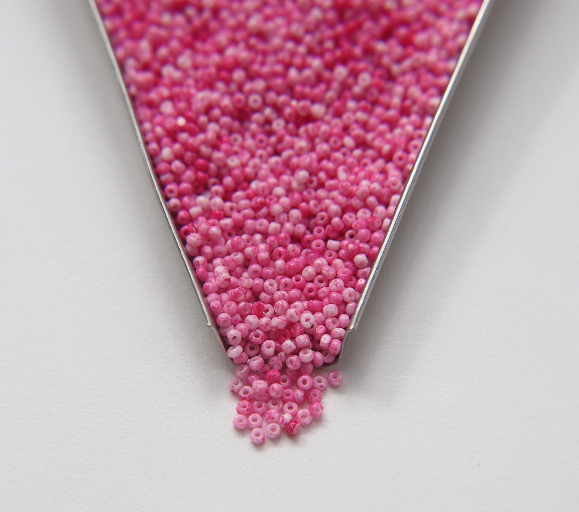 11/0 Charlotte Cut Beads Mosaic effects PREMIUM MATERIALS native supply ornaments making embroidery