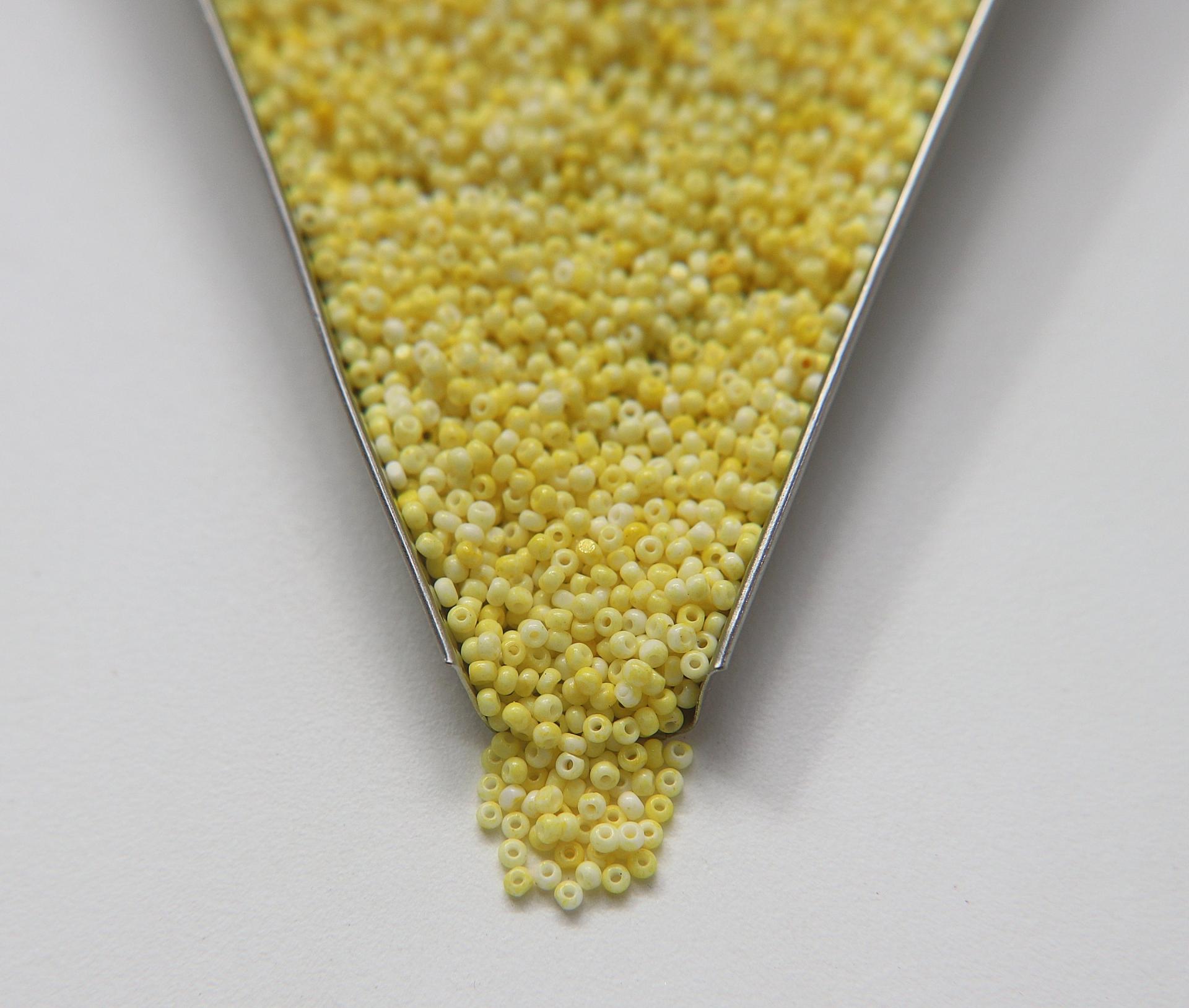 11/0 Charlotte Cut Beads Mosaic effects PREMIUM MATERIALS native supply ornaments making embroidery