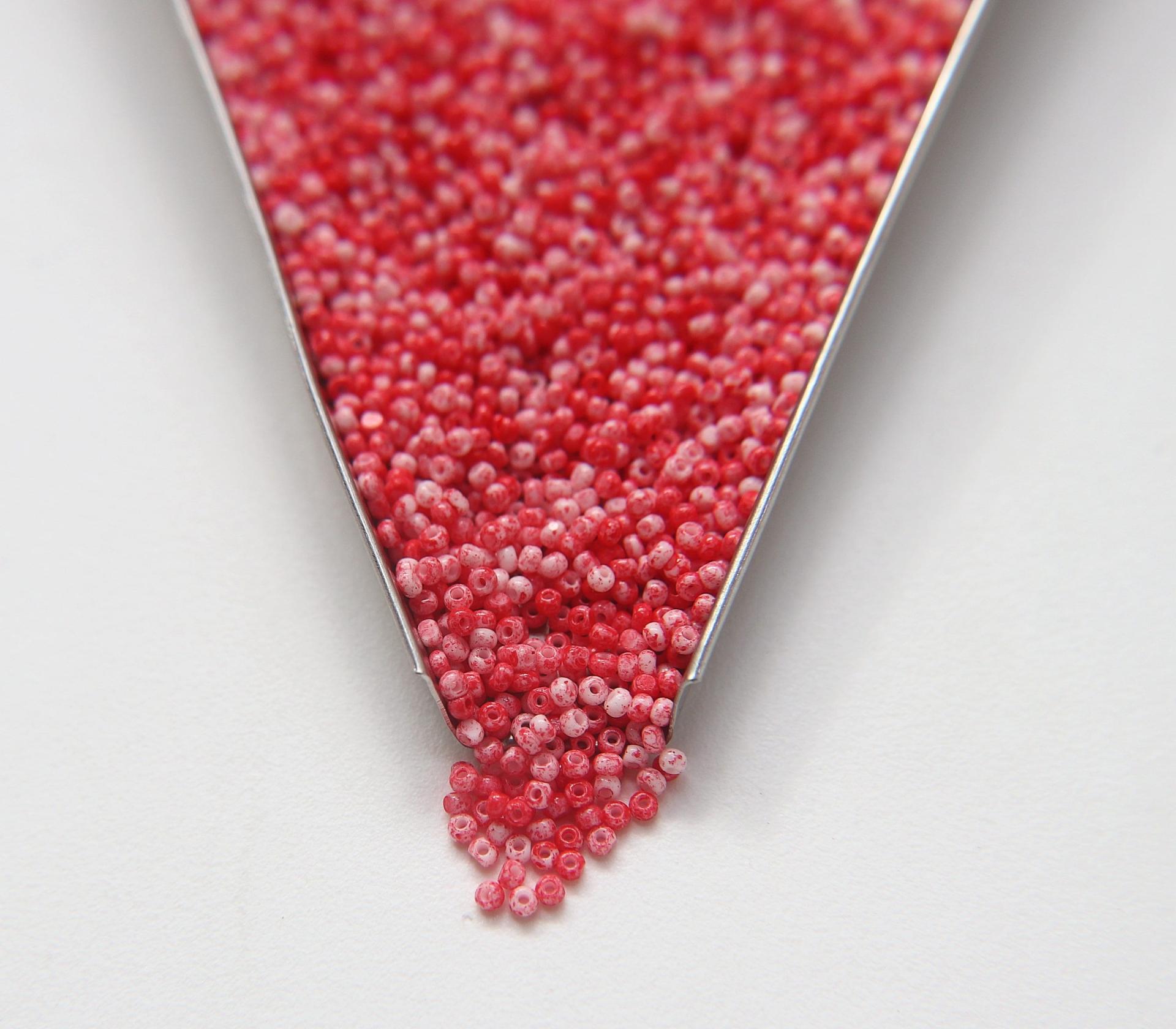 11/0 Charlotte Cut Beads Mosaic effects PREMIUM MATERIALS native supply ornaments making embroidery