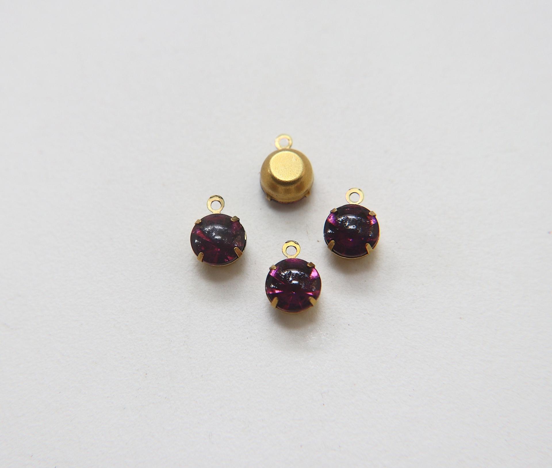 Vintage Swarovski 6mm Cabochon Round stone setting drop one loop jewelry supplies in Brass jewel making