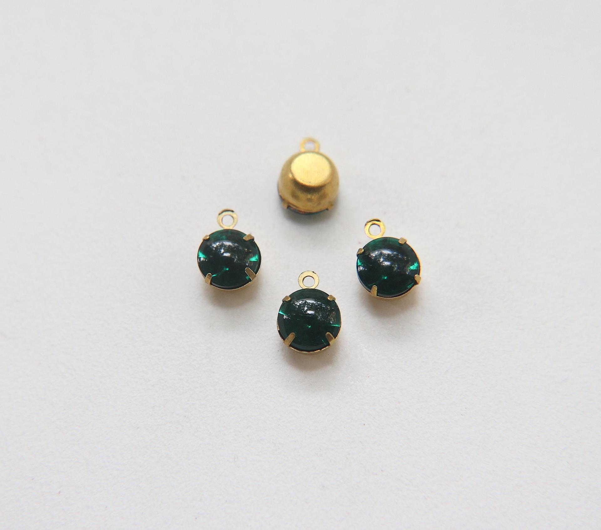 Vintage Swarovski 6mm Cabochon Round stone setting drop one loop jewelry supplies in Brass jewel making